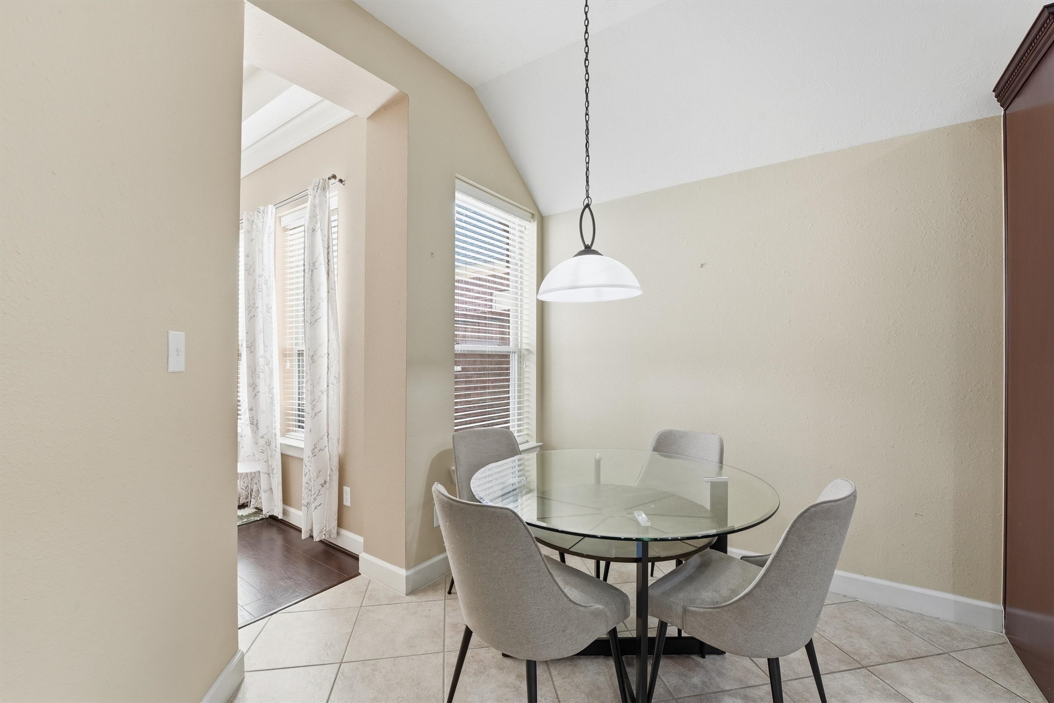8519 Crescent Valley Lane Property Photo 11