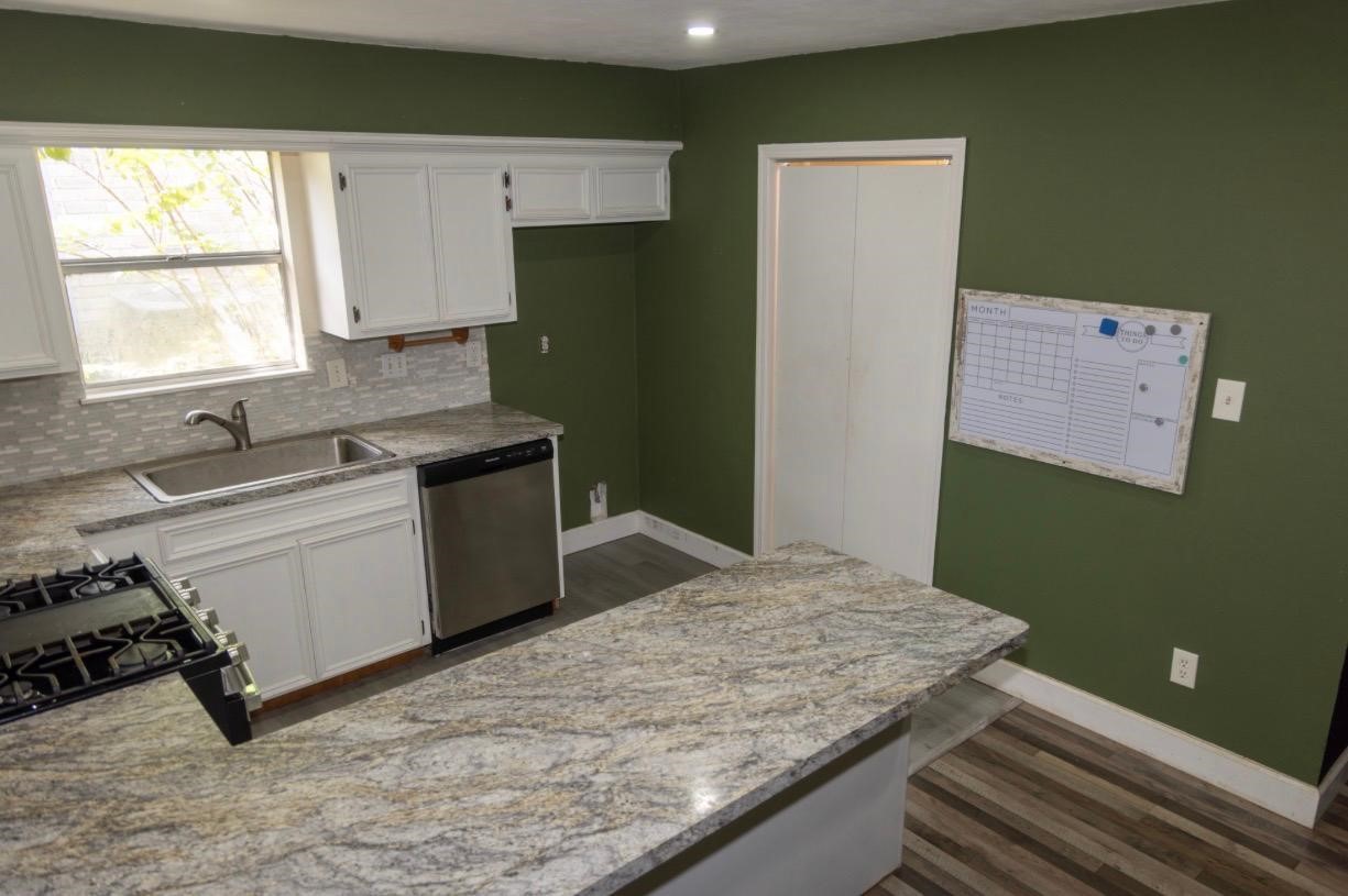 3226 Abbey Field Lane Property Photo 4