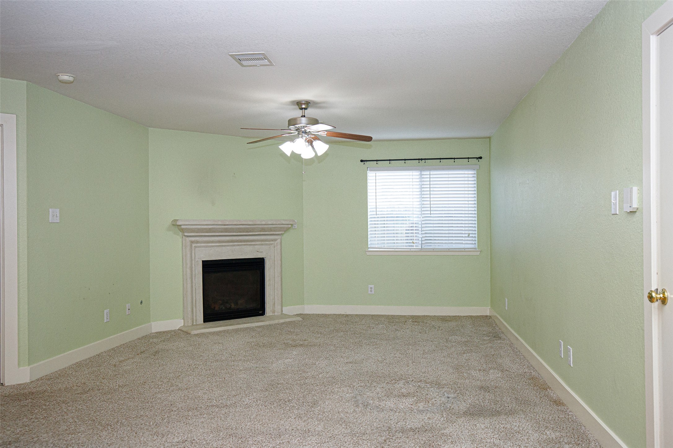 3970 Southern Bend Property Photo 6