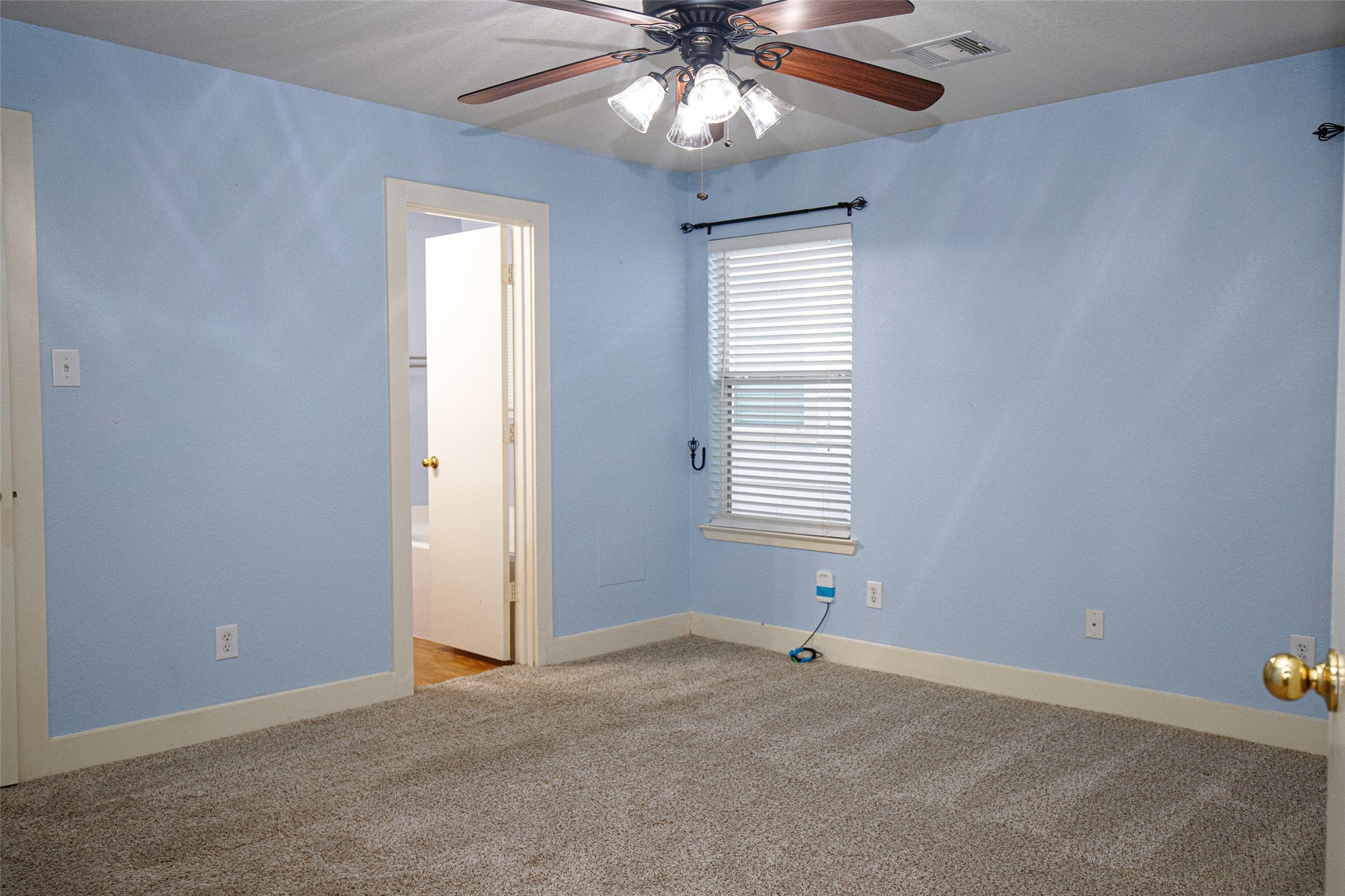 3970 Southern Bend Property Photo 7