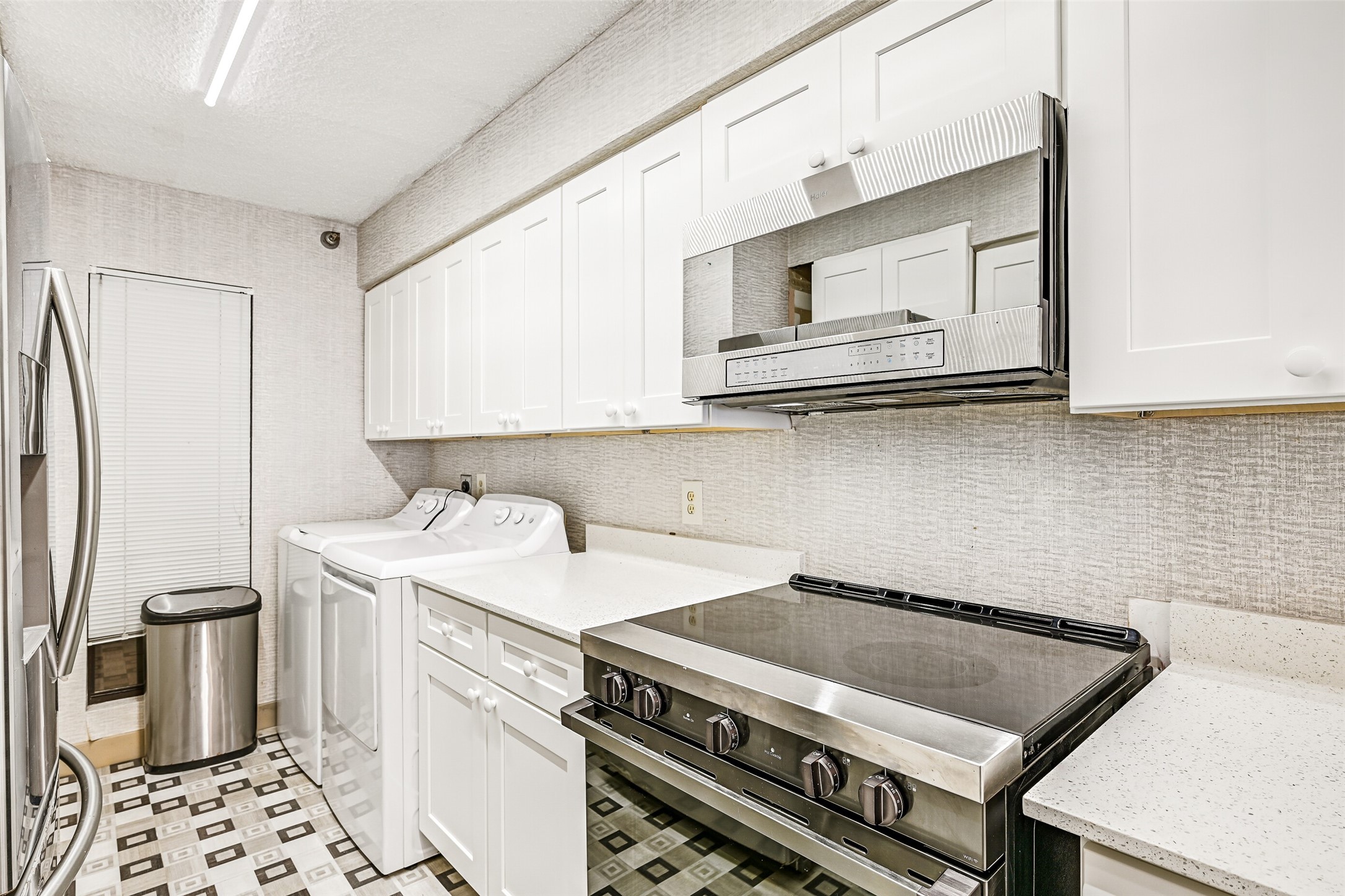 7700 Seawall Boulevard 702 Property Photo 15