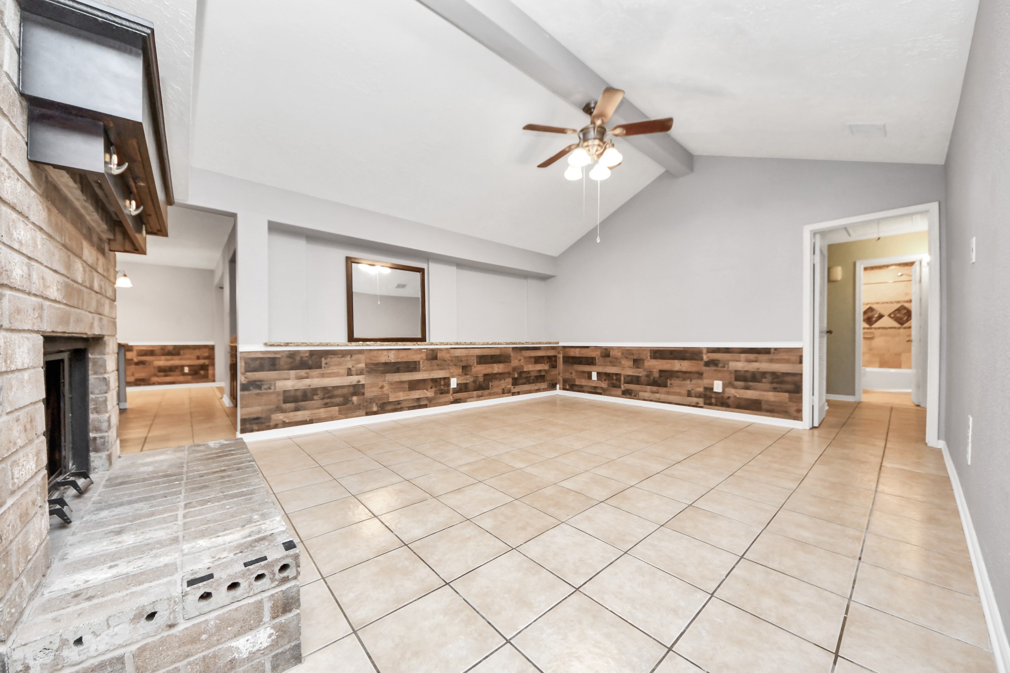 5409 Stone Creek Drive Property Photo 6