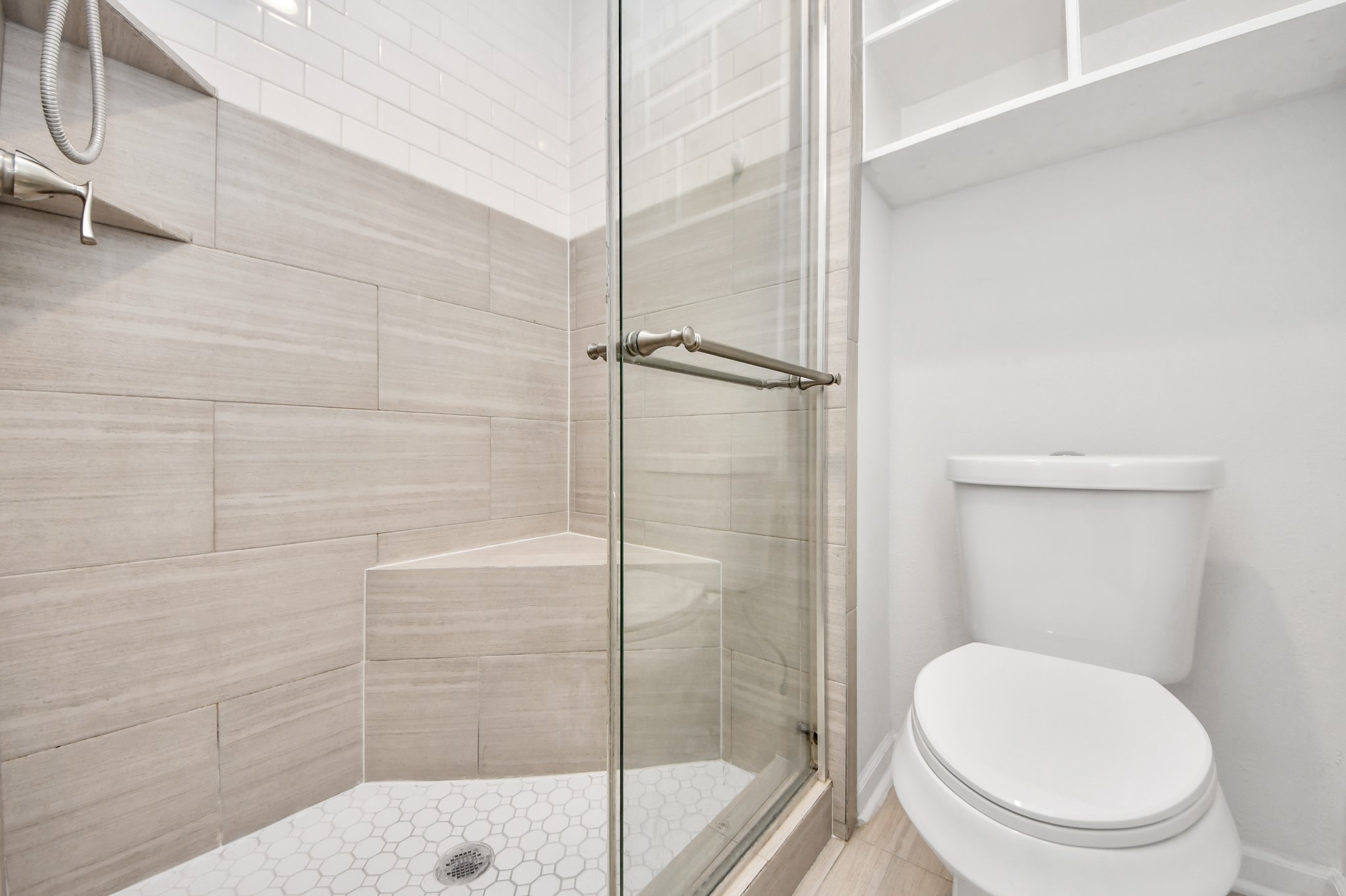 5409 Stone Creek Drive Property Photo 10