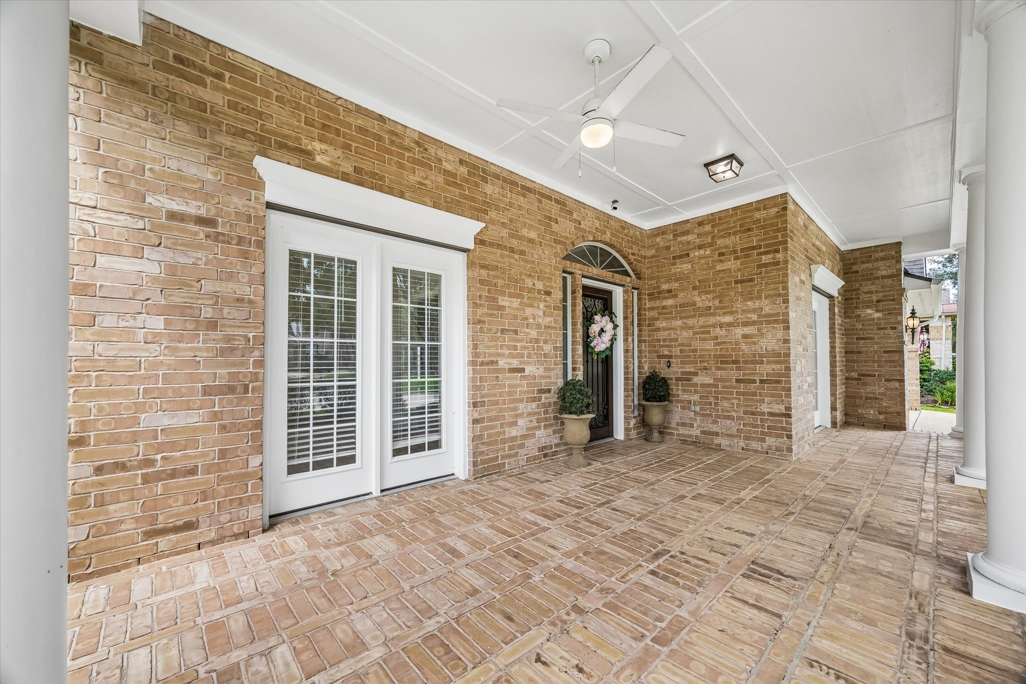 7715 Bayou Green Lane Property Photo 4