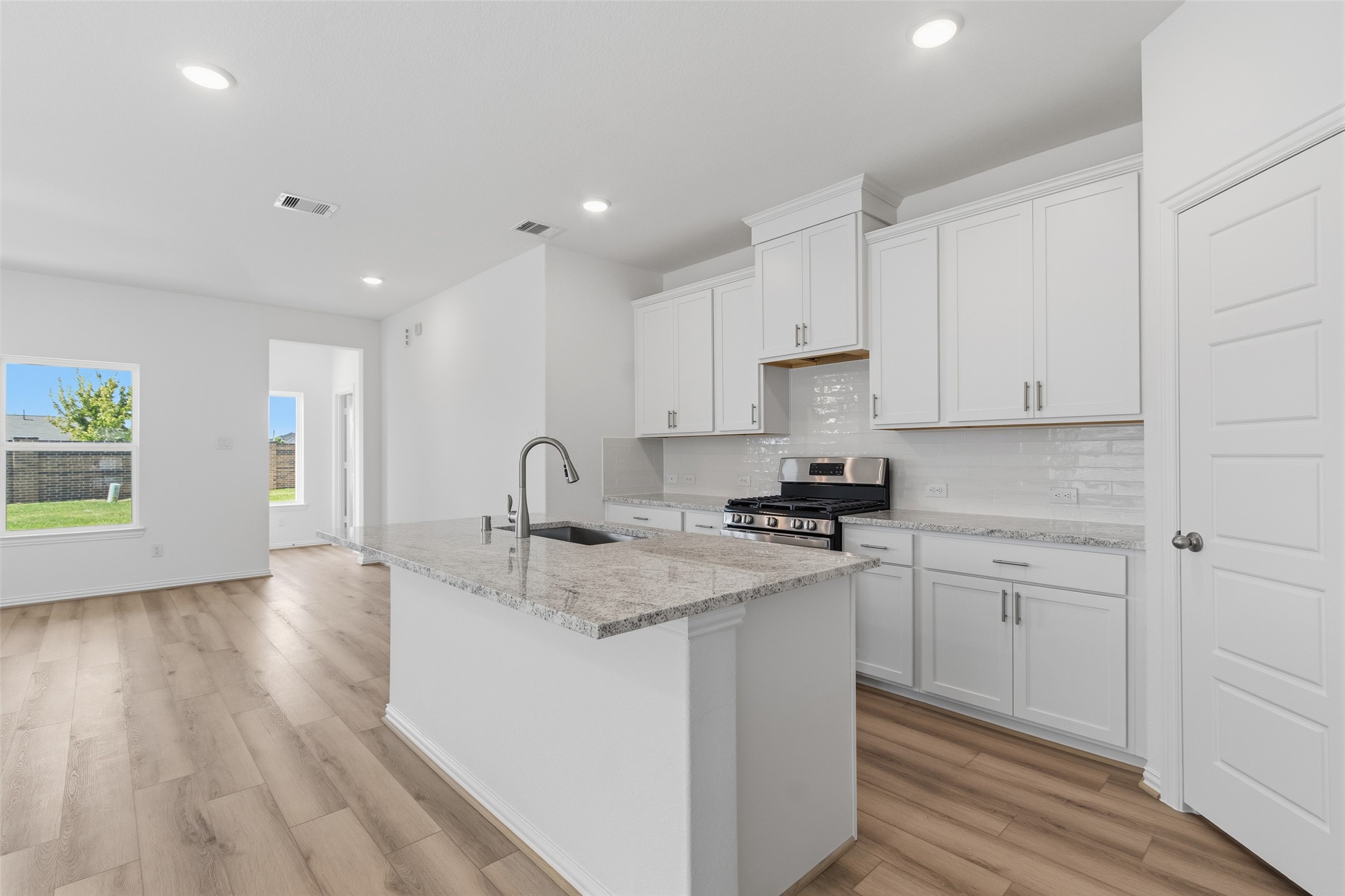 22214 Nissi Beach Drive Property Photo 6