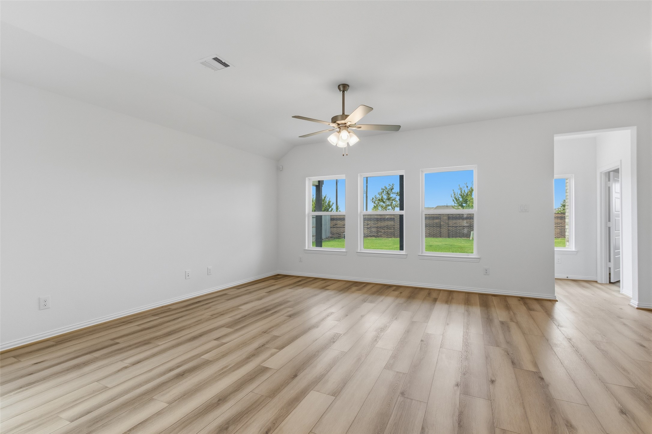 22214 Nissi Beach Drive Property Photo 11