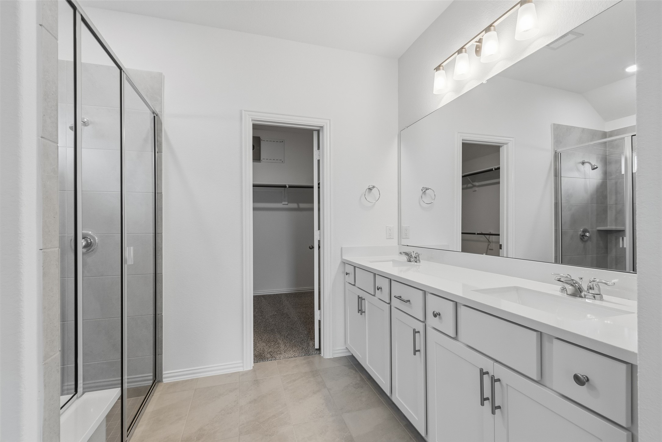 22214 Nissi Beach Drive Property Photo 15