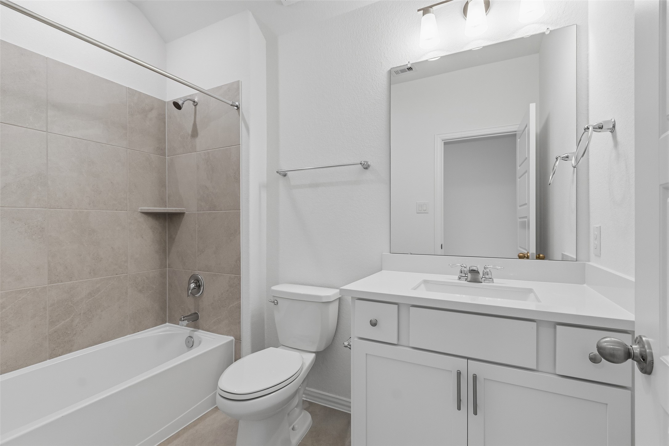 22214 Nissi Beach Drive Property Photo 26