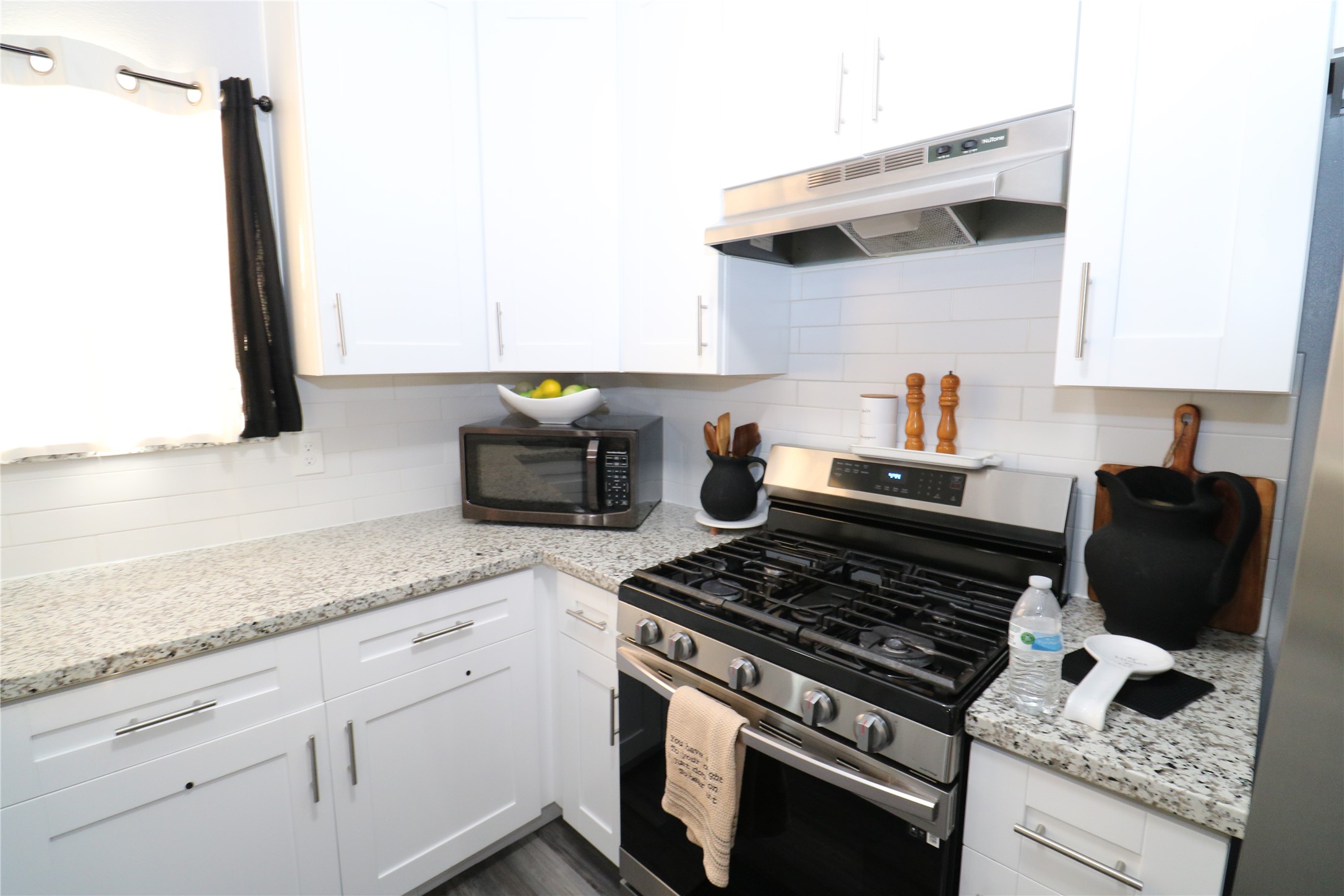 25107 Spring Creek Drive Property Photo 16