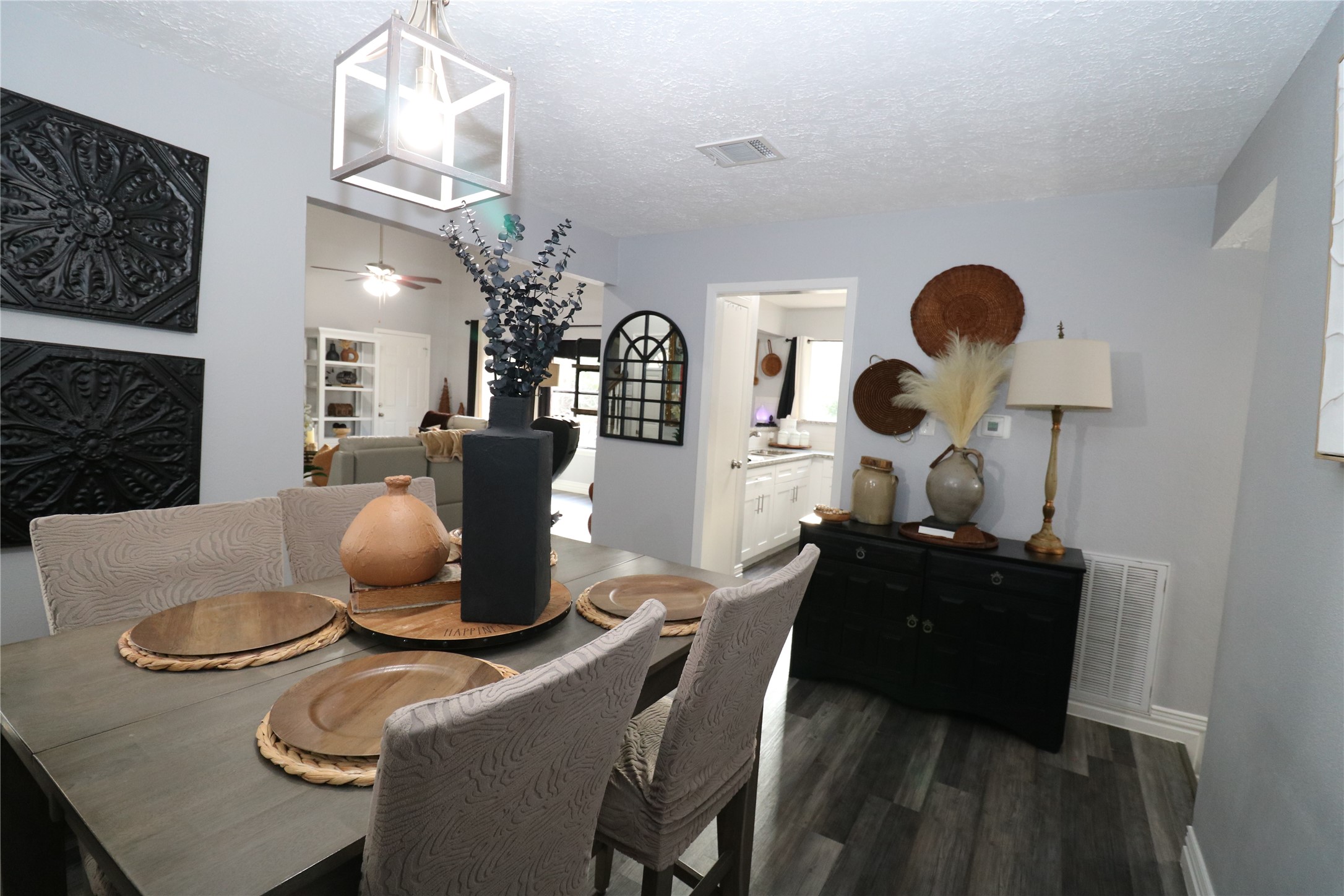 25107 Spring Creek Drive Property Photo 19