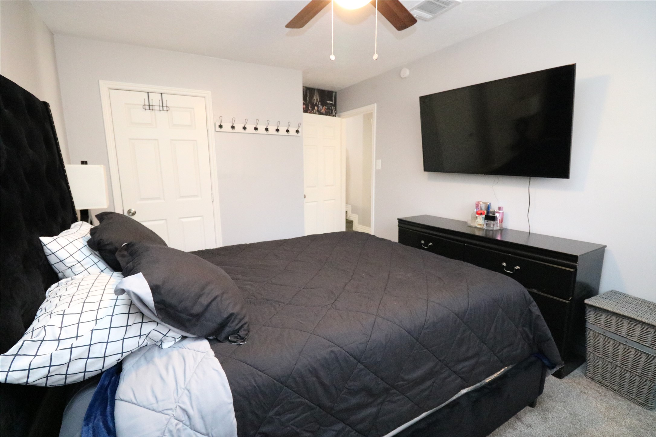 25107 Spring Creek Drive Property Photo 28