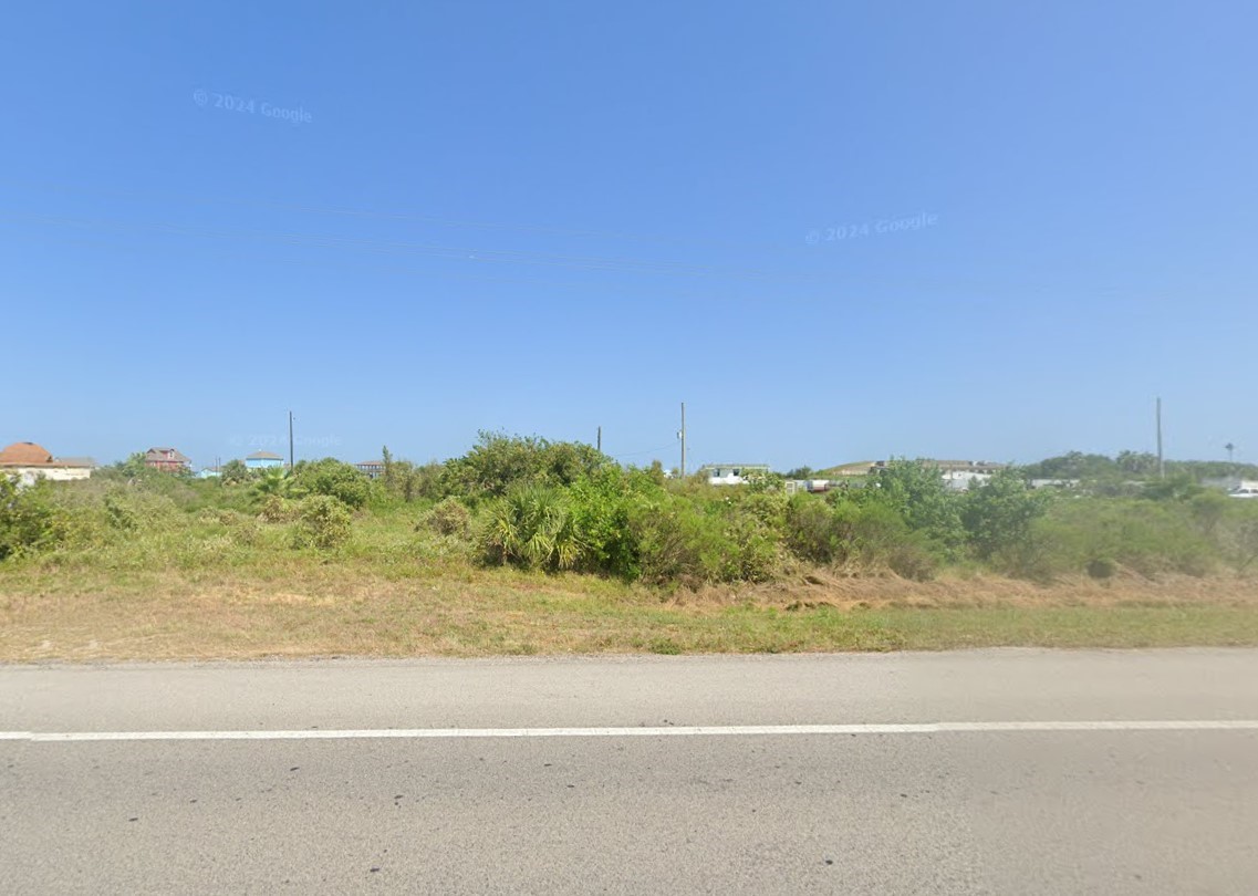 1112 Highway 87 Property Photo 1