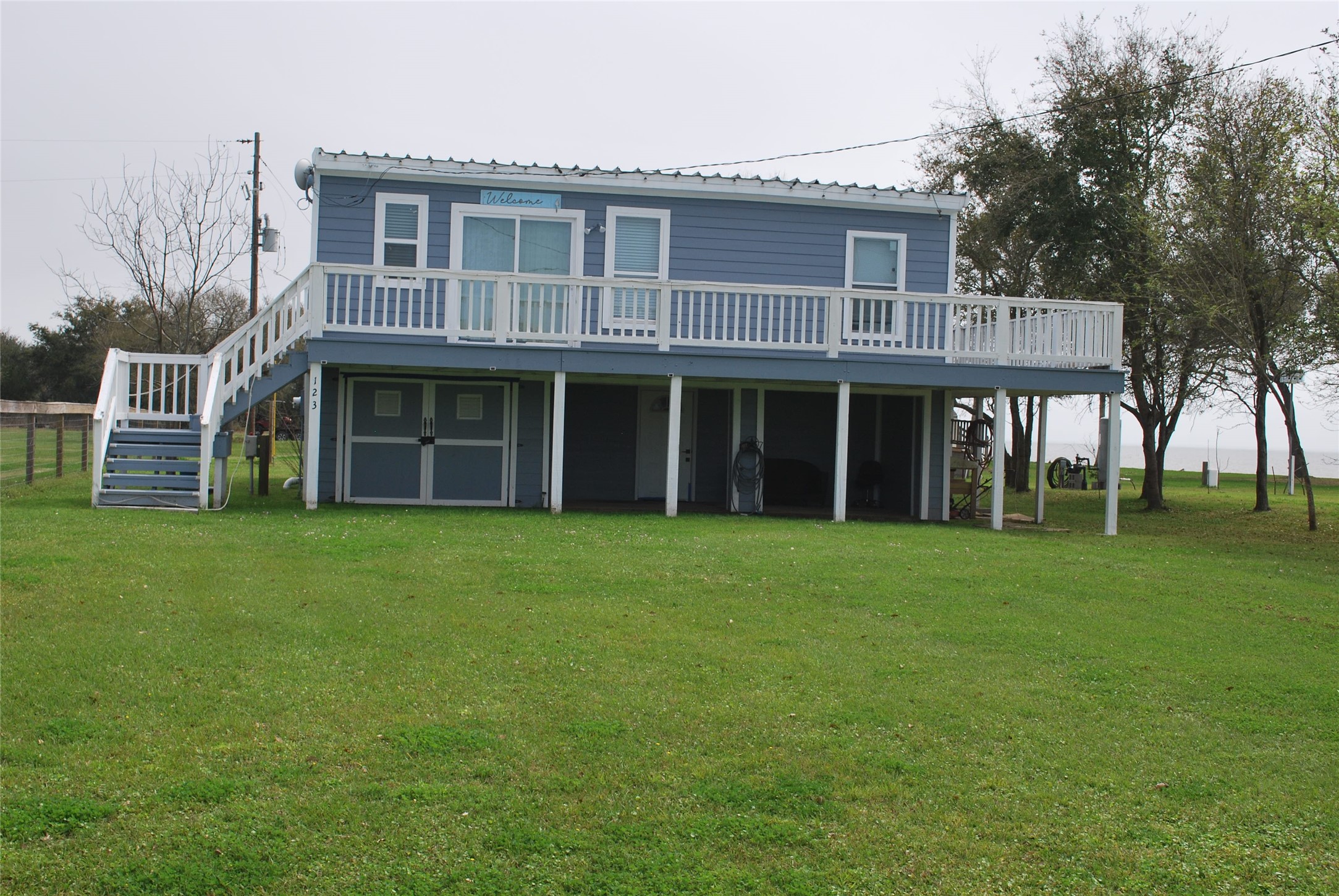 123 Ouisa Street Property Photo