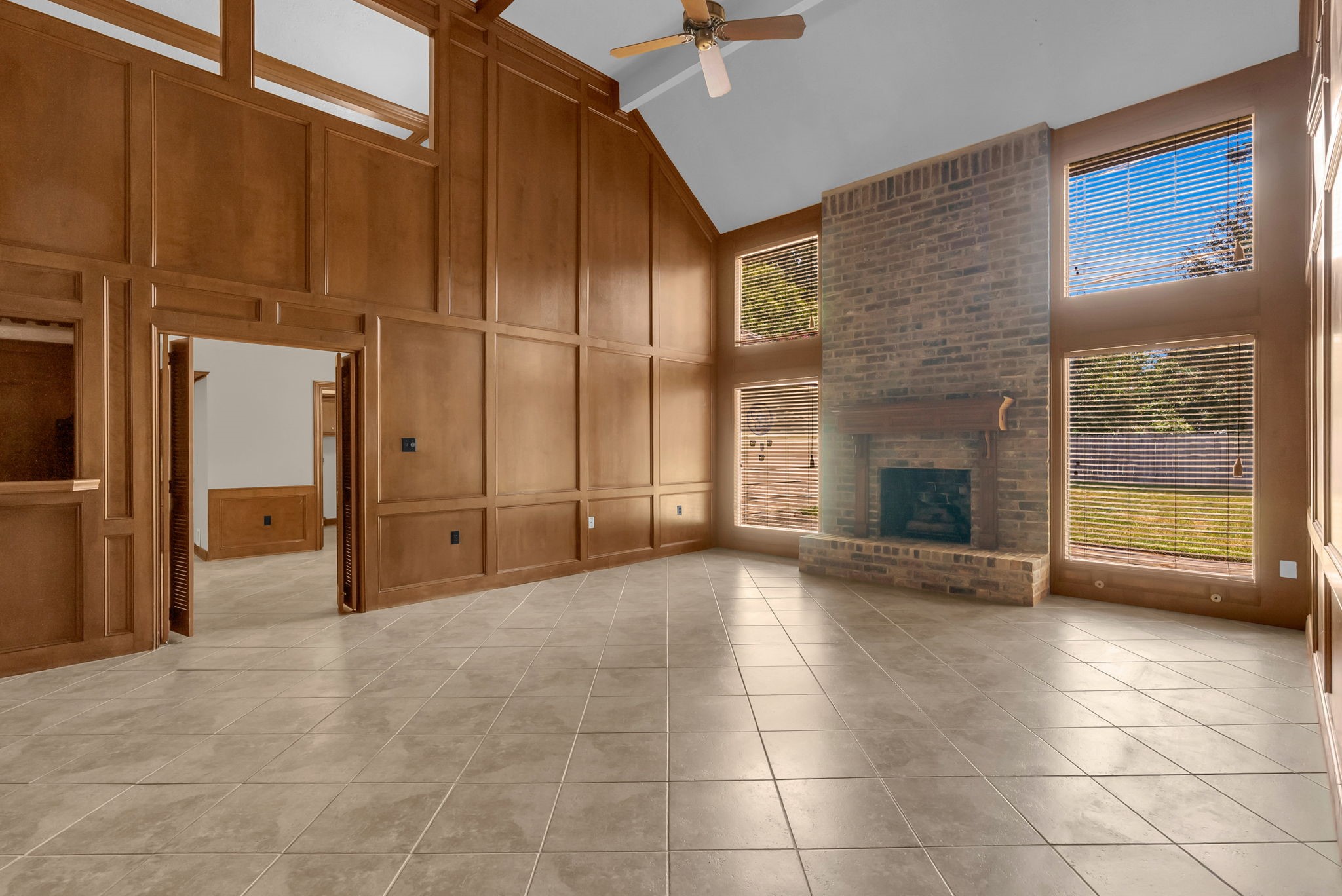 8111 Northbridge Drive Property Photo 9