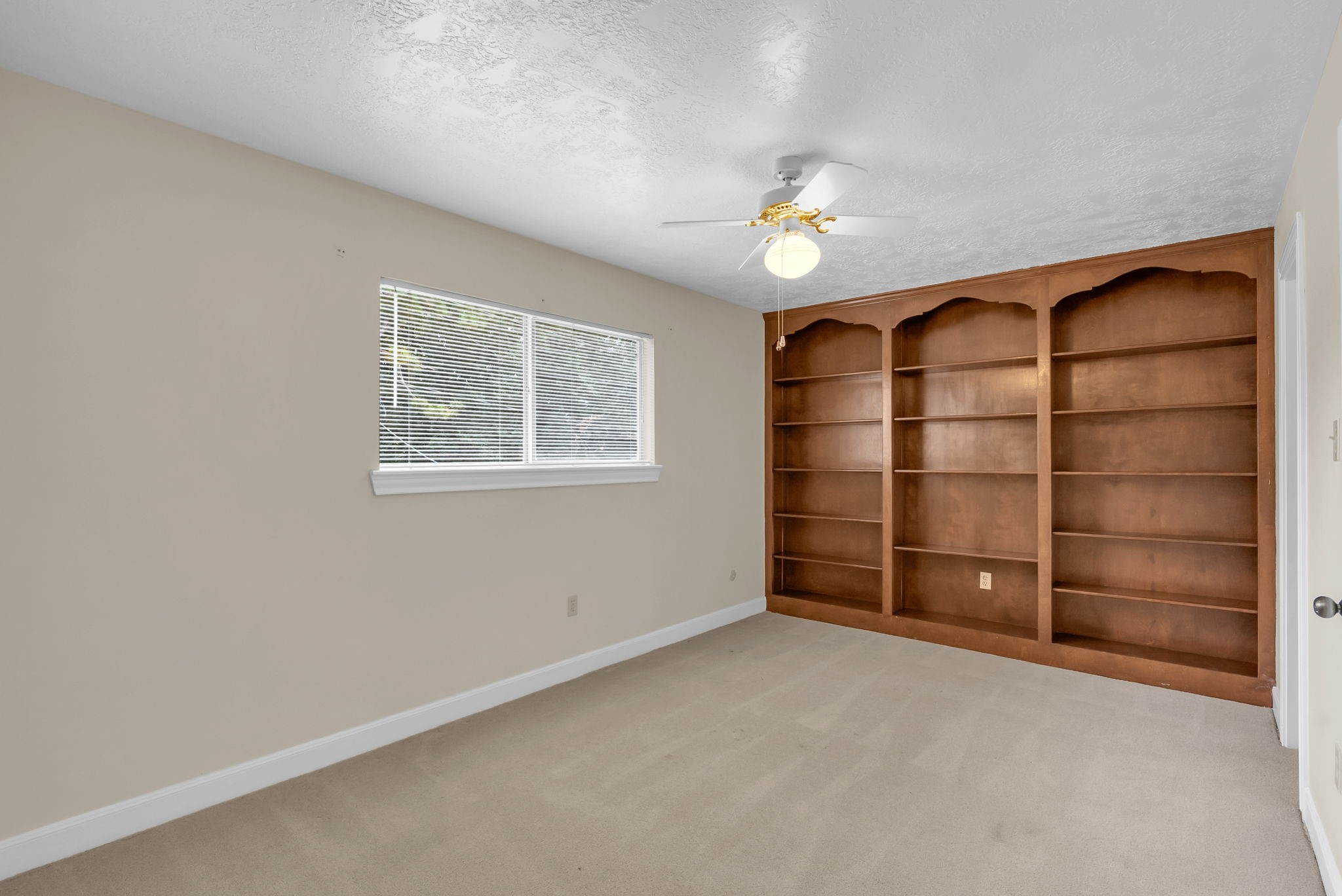 8111 Northbridge Drive Property Photo 23