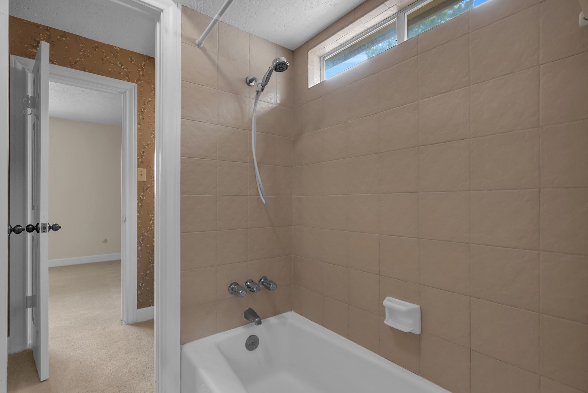 8111 Northbridge Drive Property Photo 24
