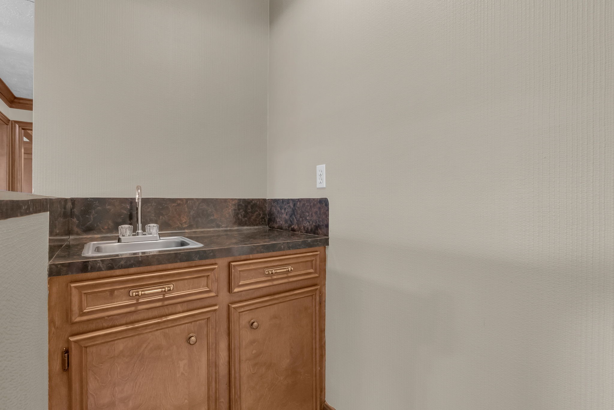 8111 Northbridge Drive Property Photo 32