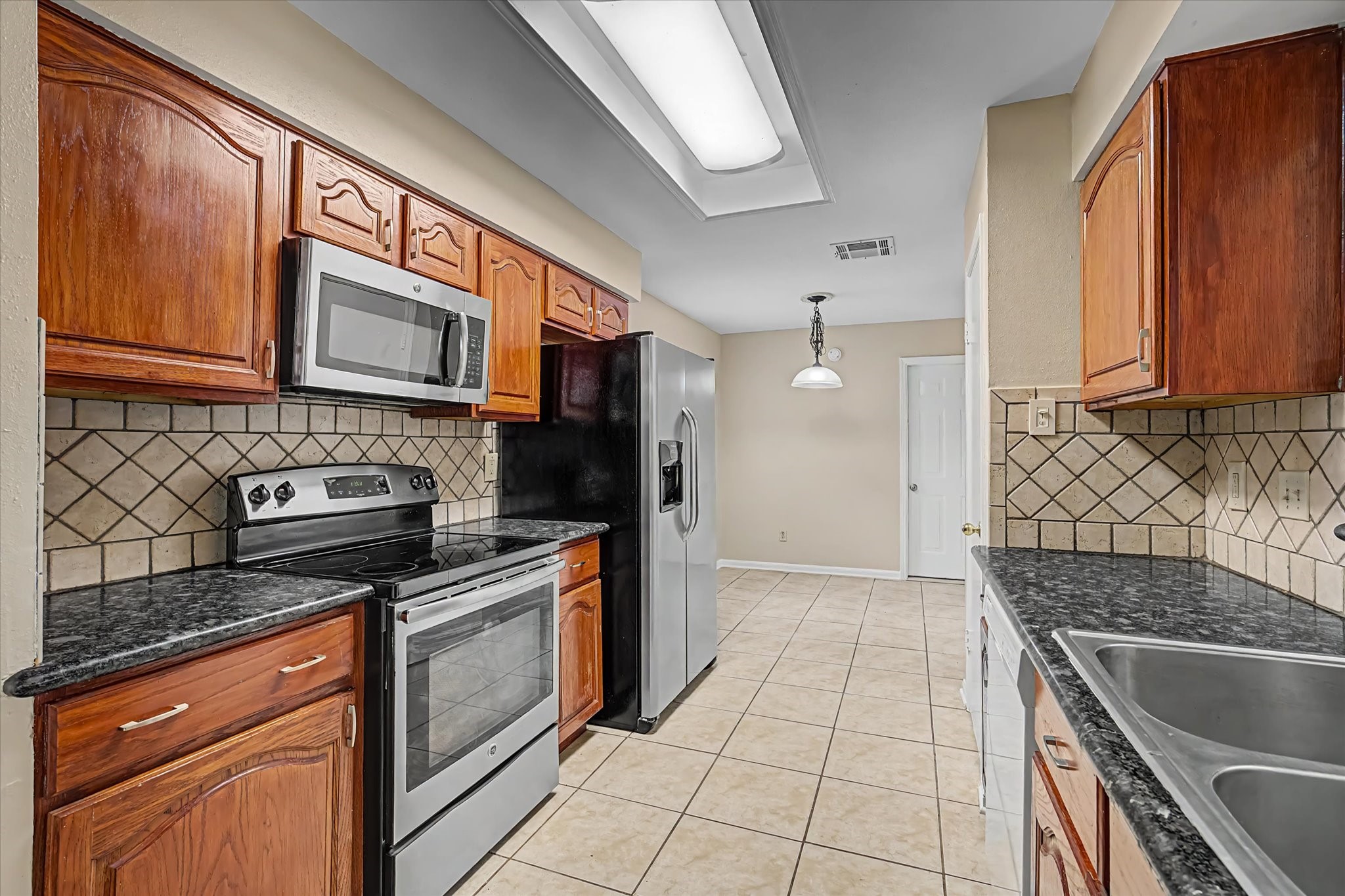 7315 Foxside Lane Property Photo 11