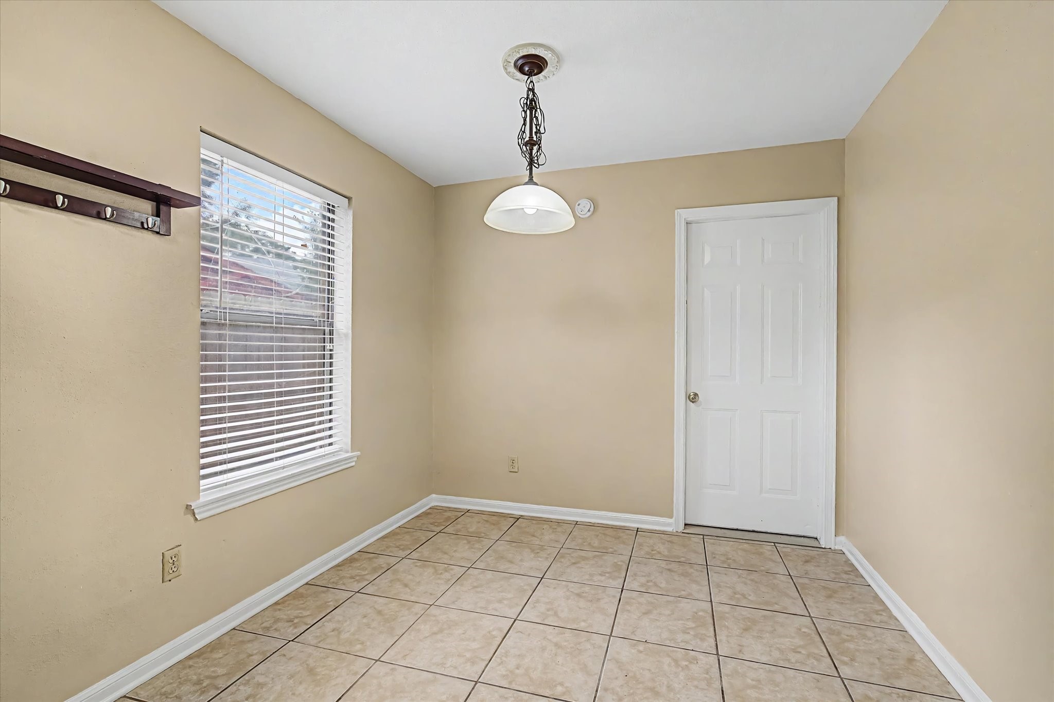 7315 Foxside Lane Property Photo 17
