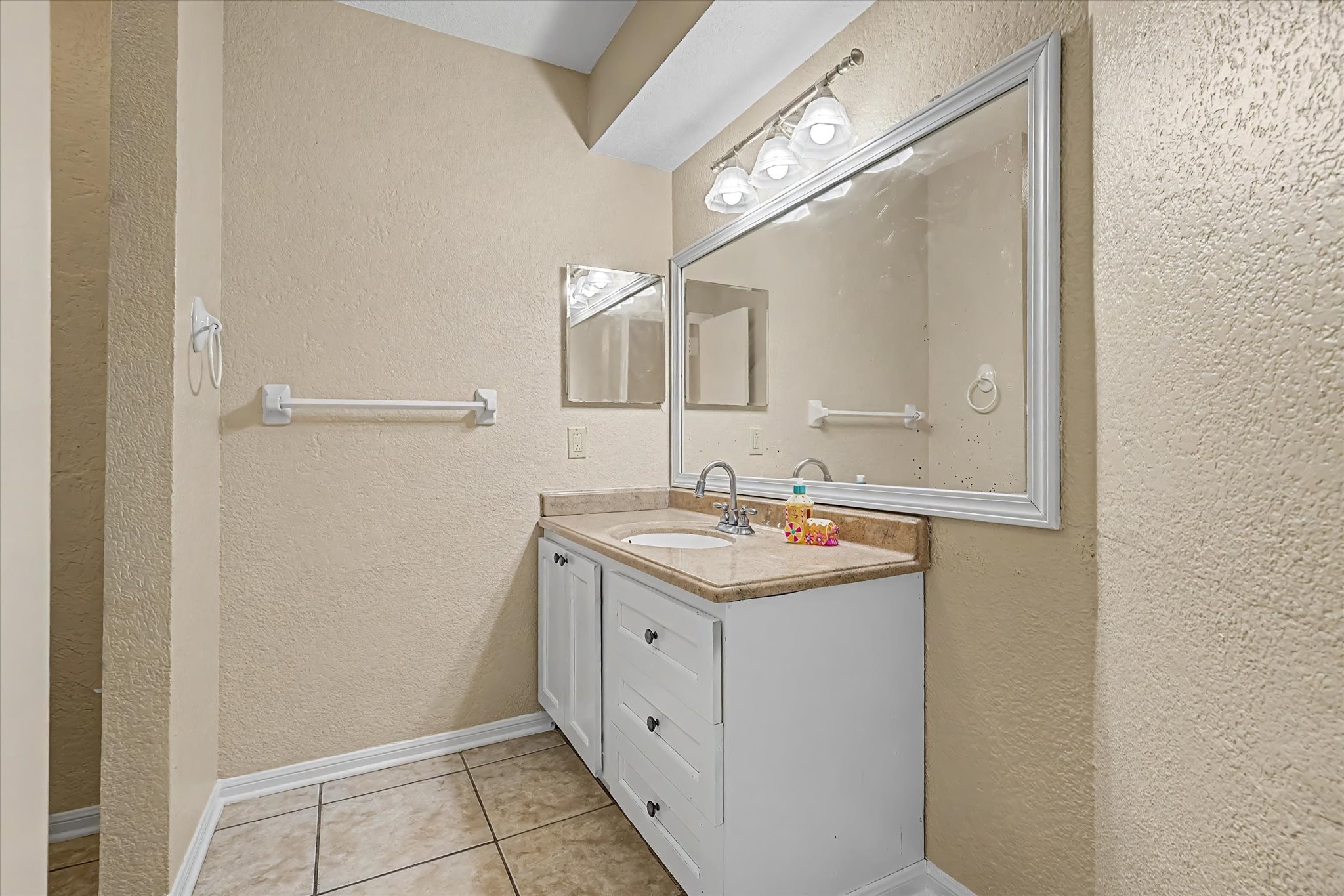 7315 Foxside Lane Property Photo 32