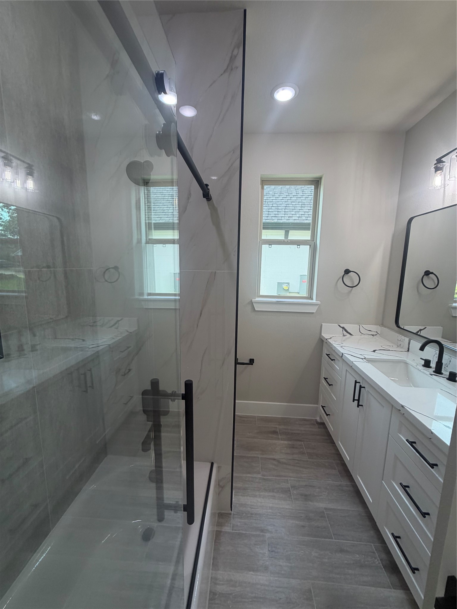 216 Bluehill Dr Property Photo 8