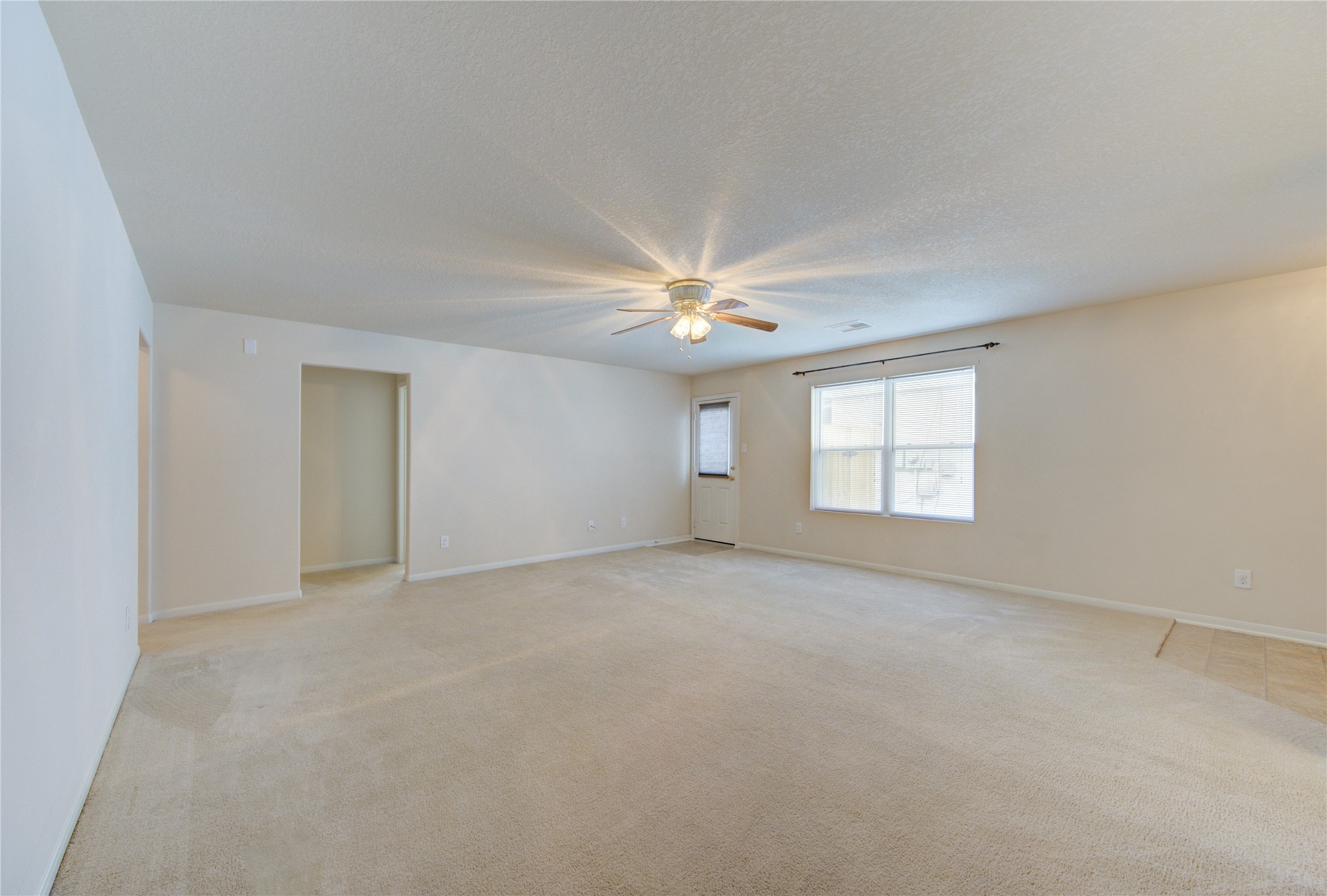 3639 Barkers Crossing Avenue Property Photo 5