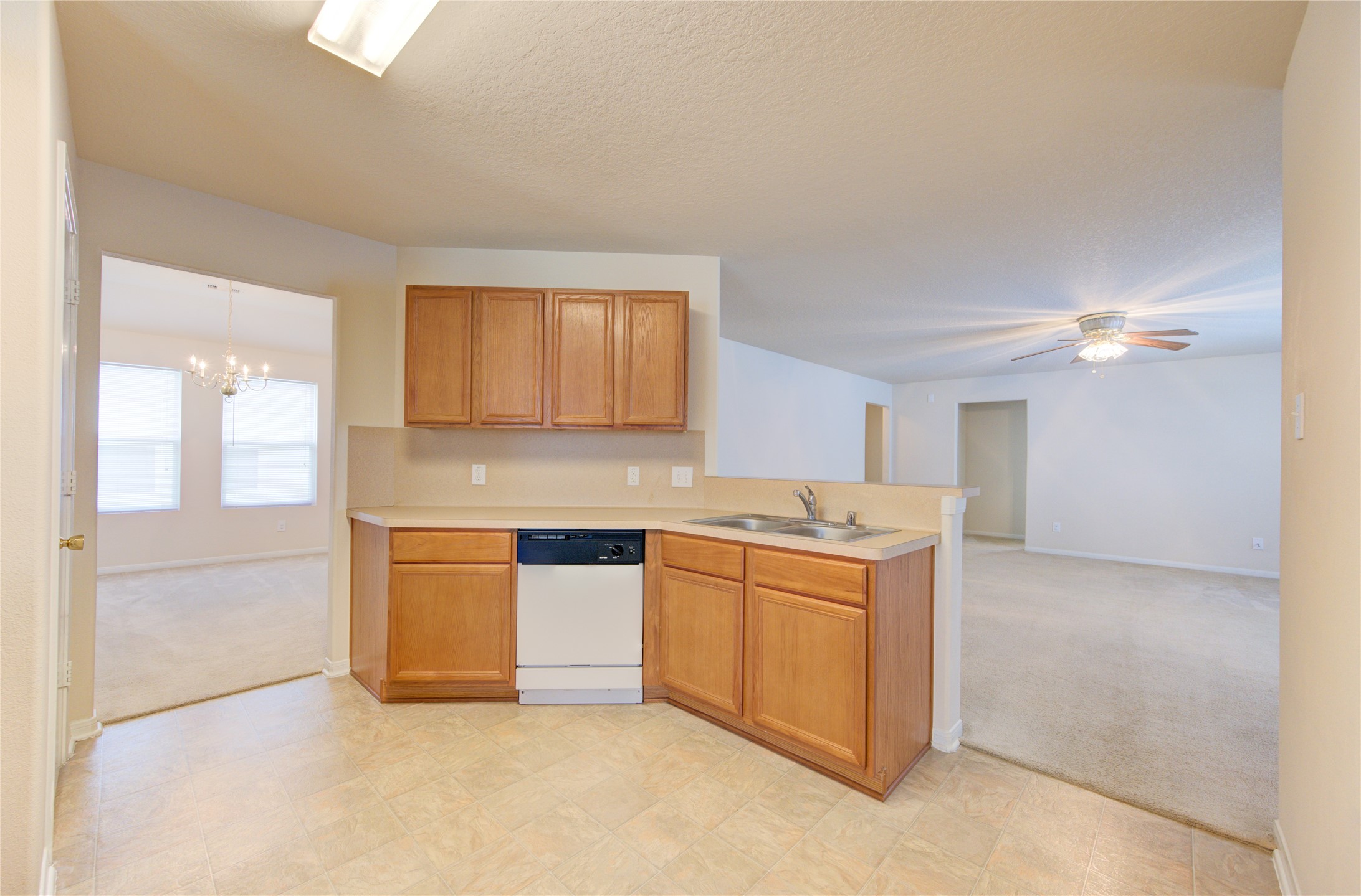3639 Barkers Crossing Avenue Property Photo 10
