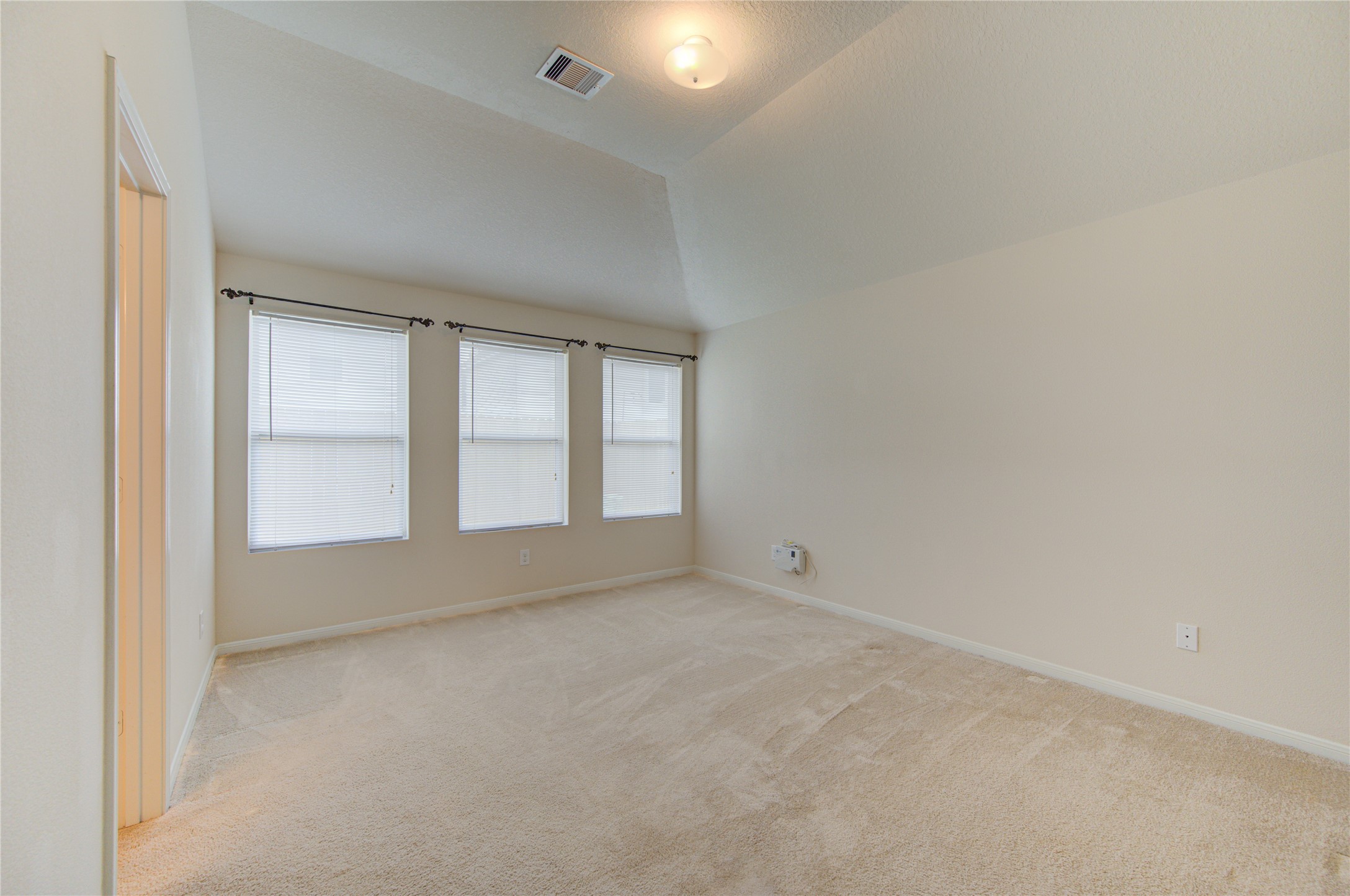 3639 Barkers Crossing Avenue Property Photo 18
