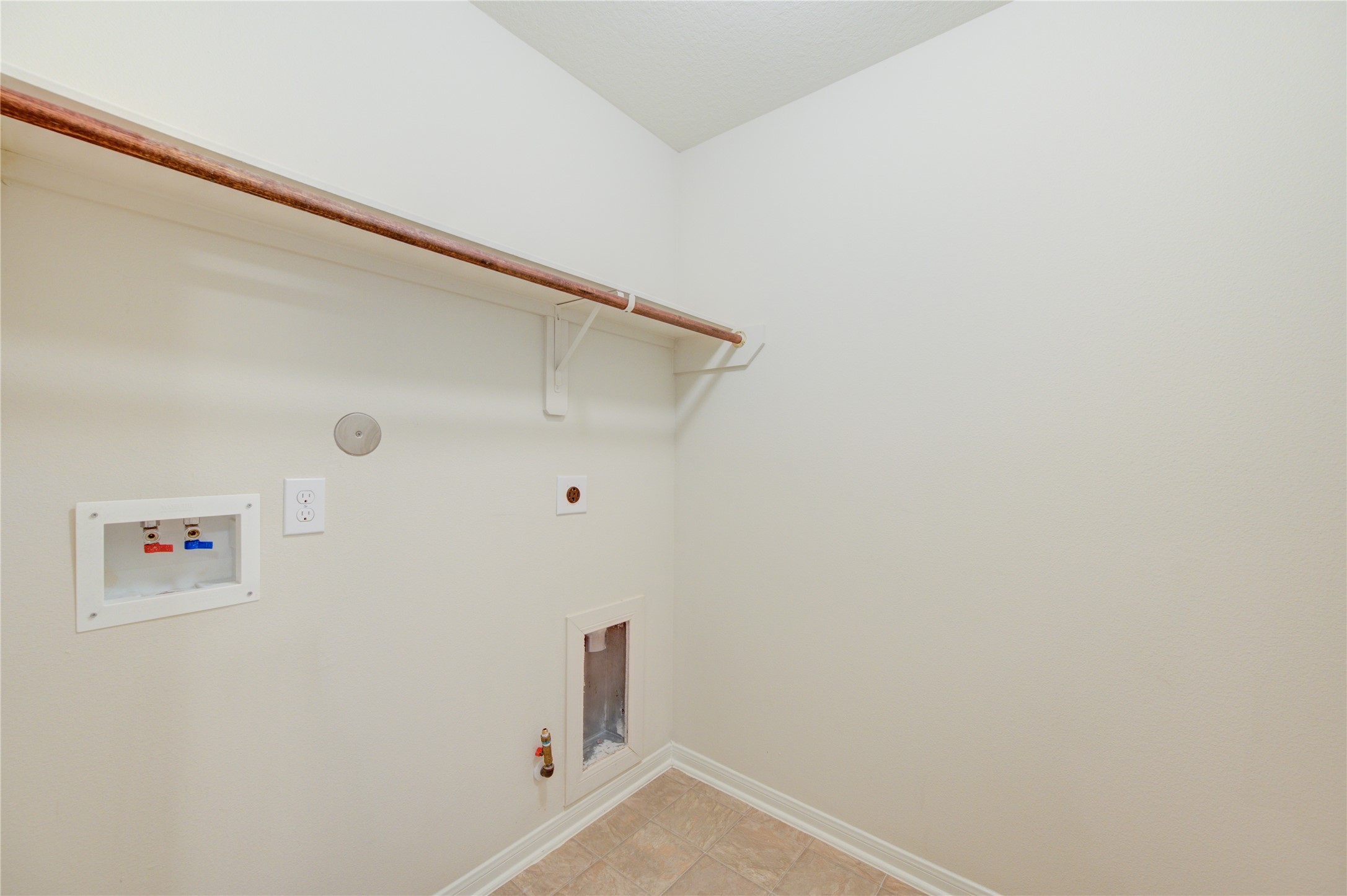 3639 Barkers Crossing Avenue Property Photo 32