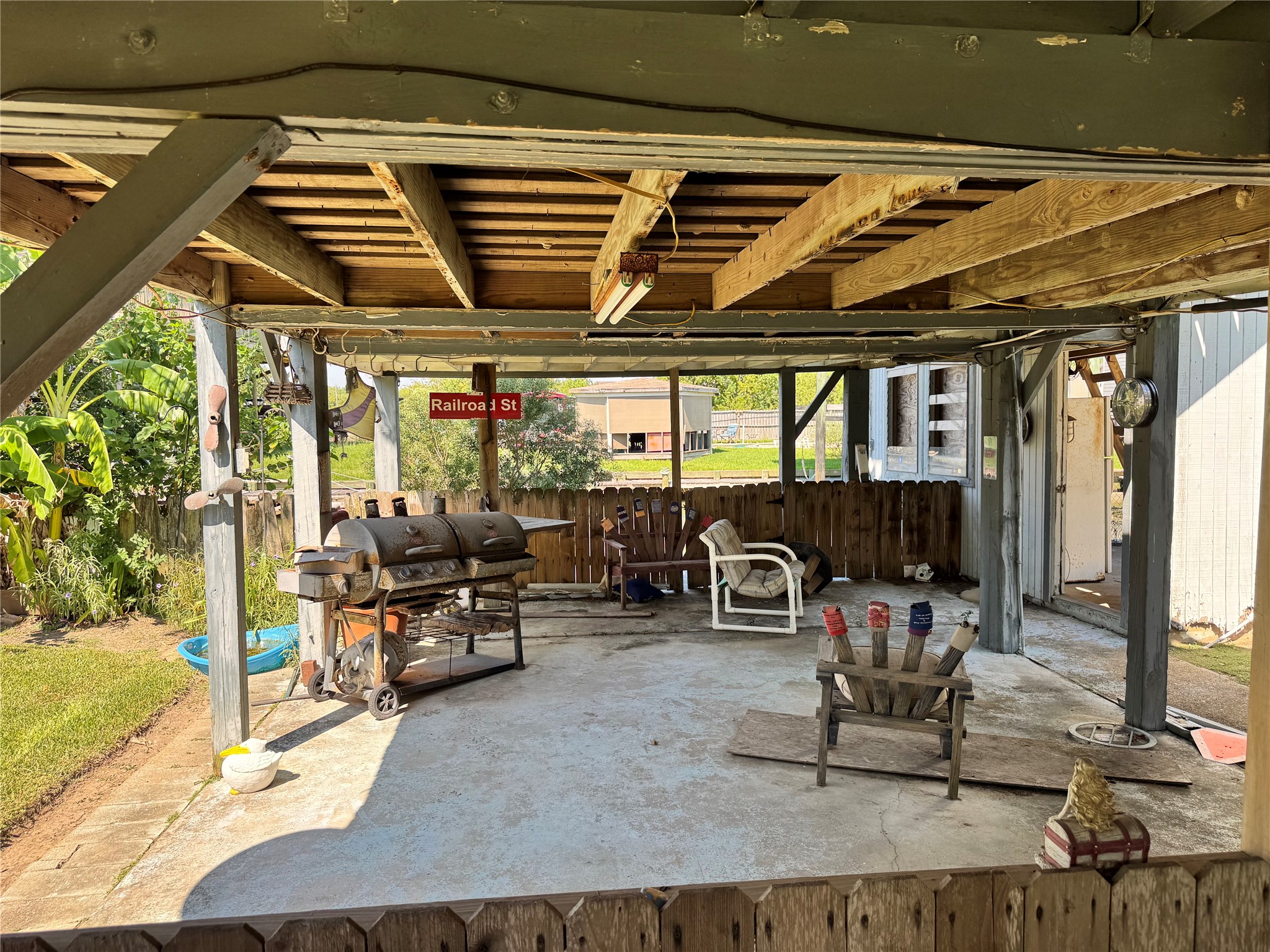 1620 Dick Bay Drive Property Photo 9