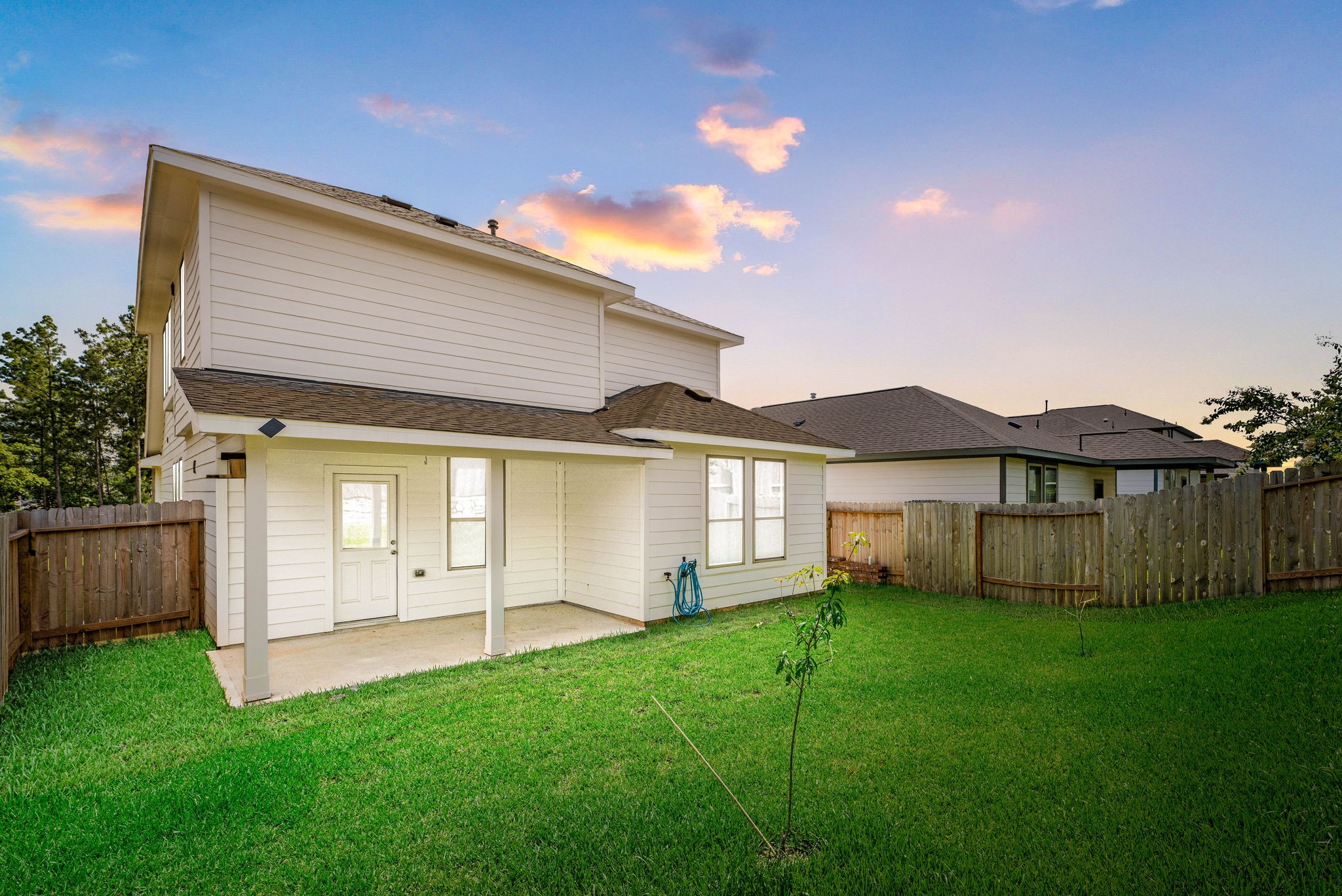 25595 Blossom Court Property Photo 2