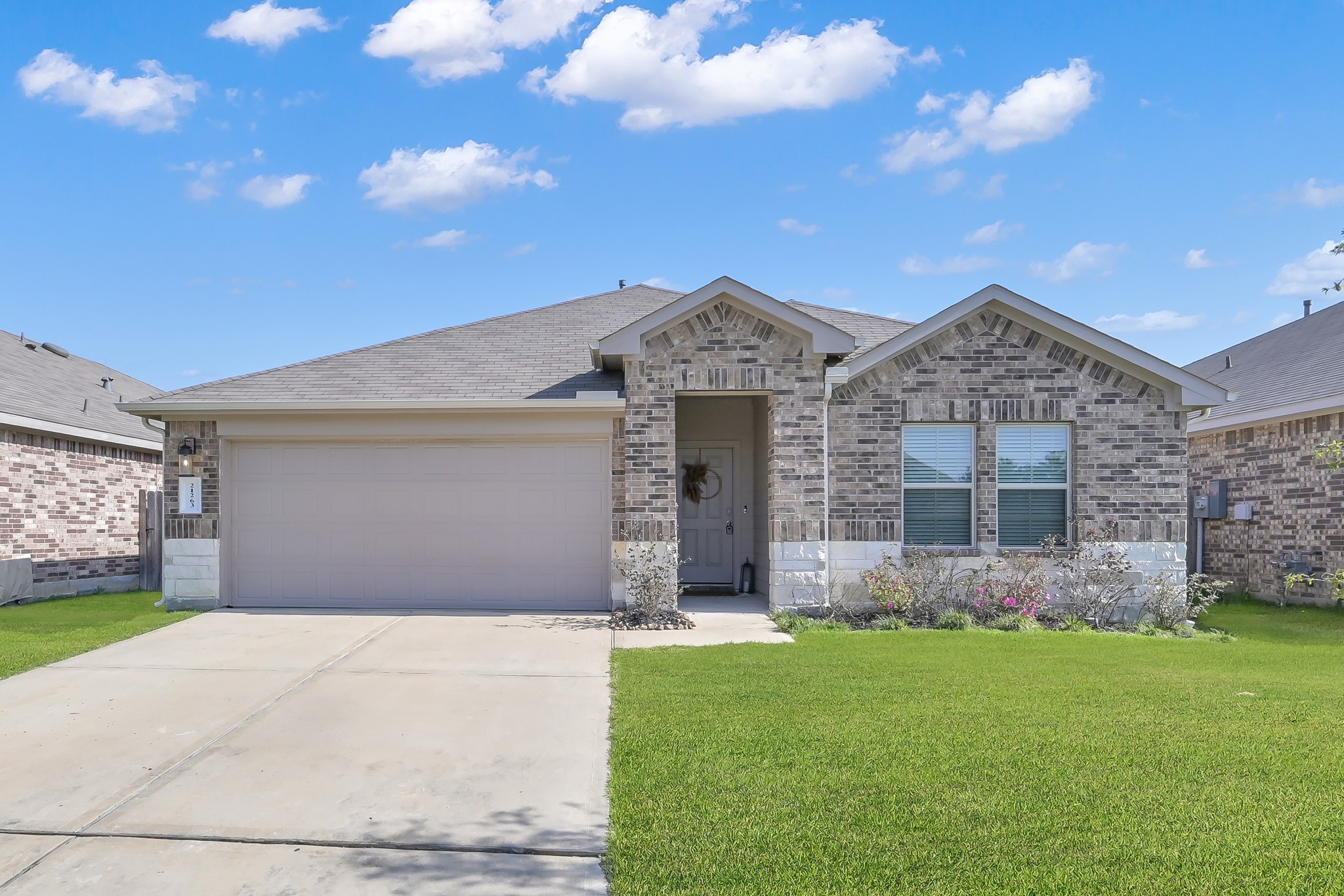 21263 Ivy Woods Court Property Photo