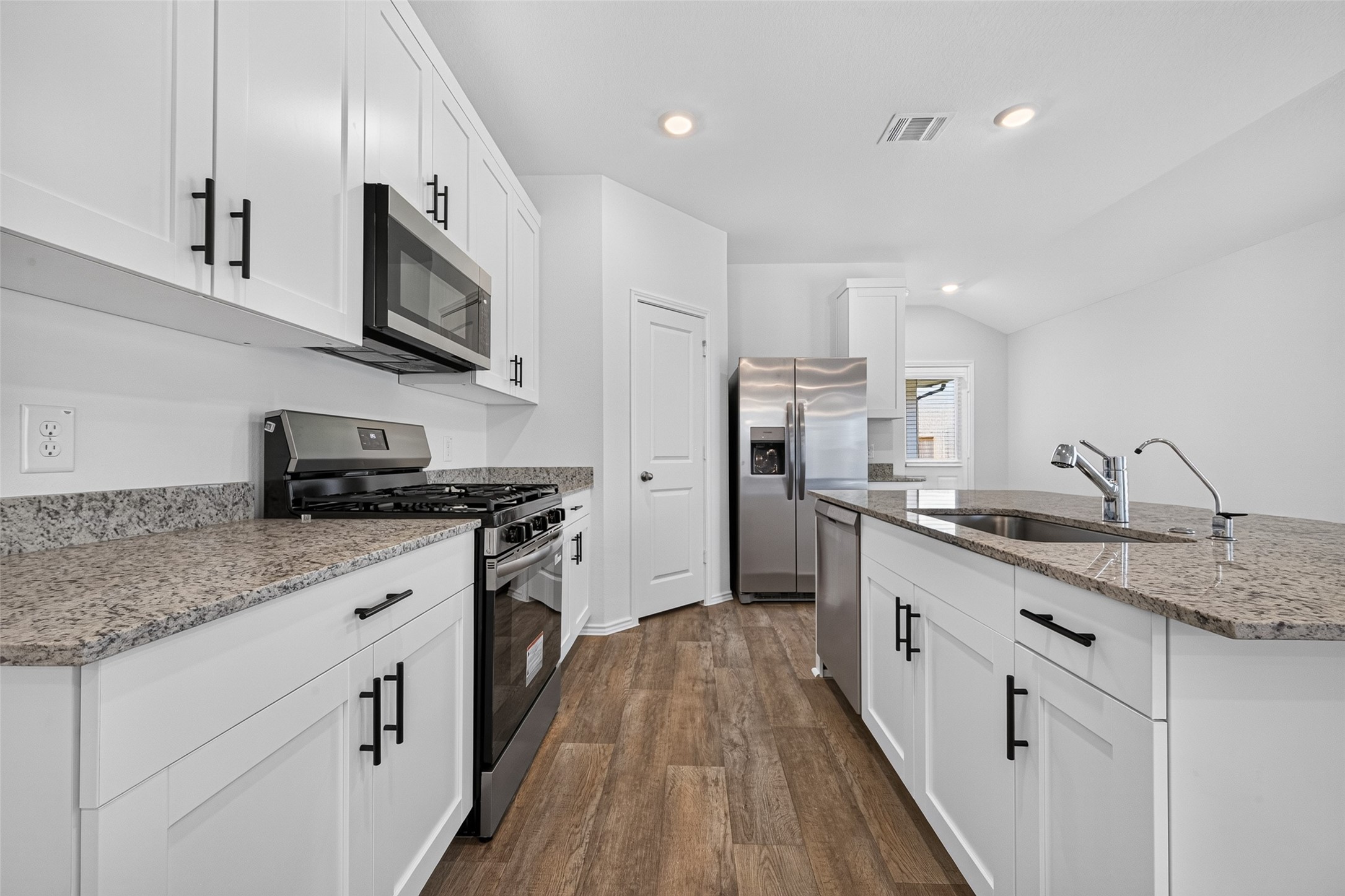 31214 Carmelas Landing Drive Property Photo 15