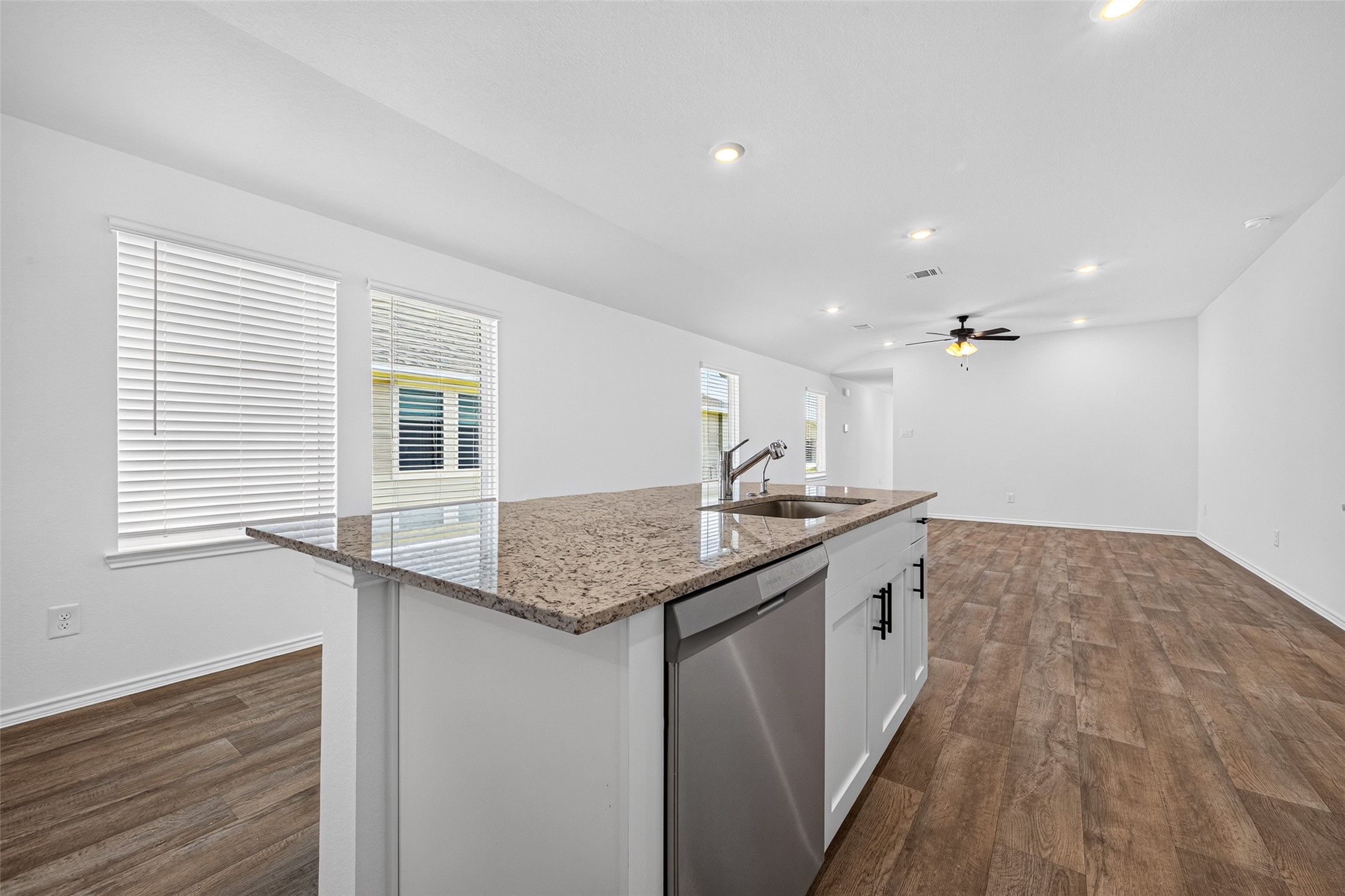 31214 Carmelas Landing Drive Property Photo 19