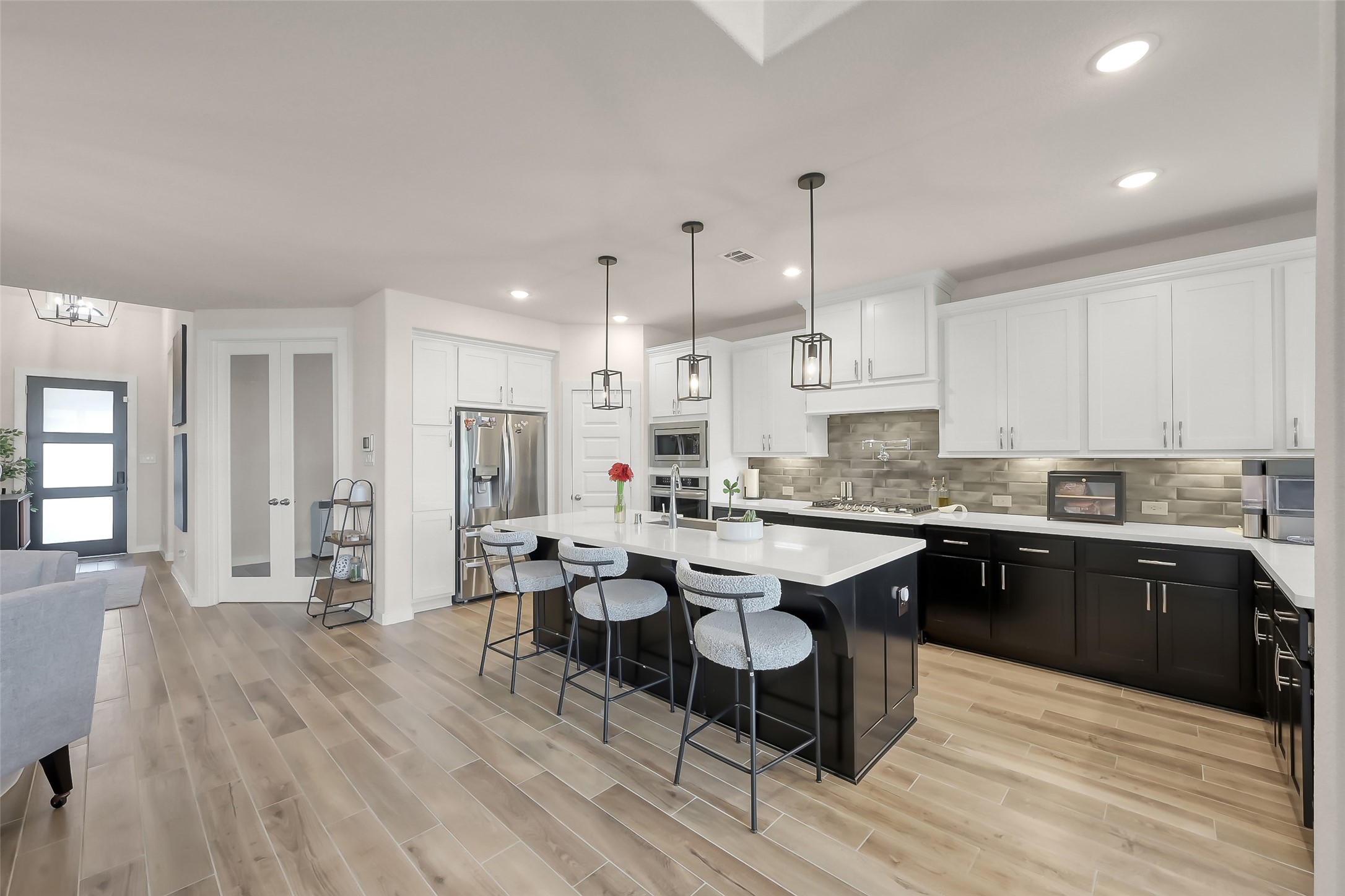 6718 Waxbill Road Property Photo 11