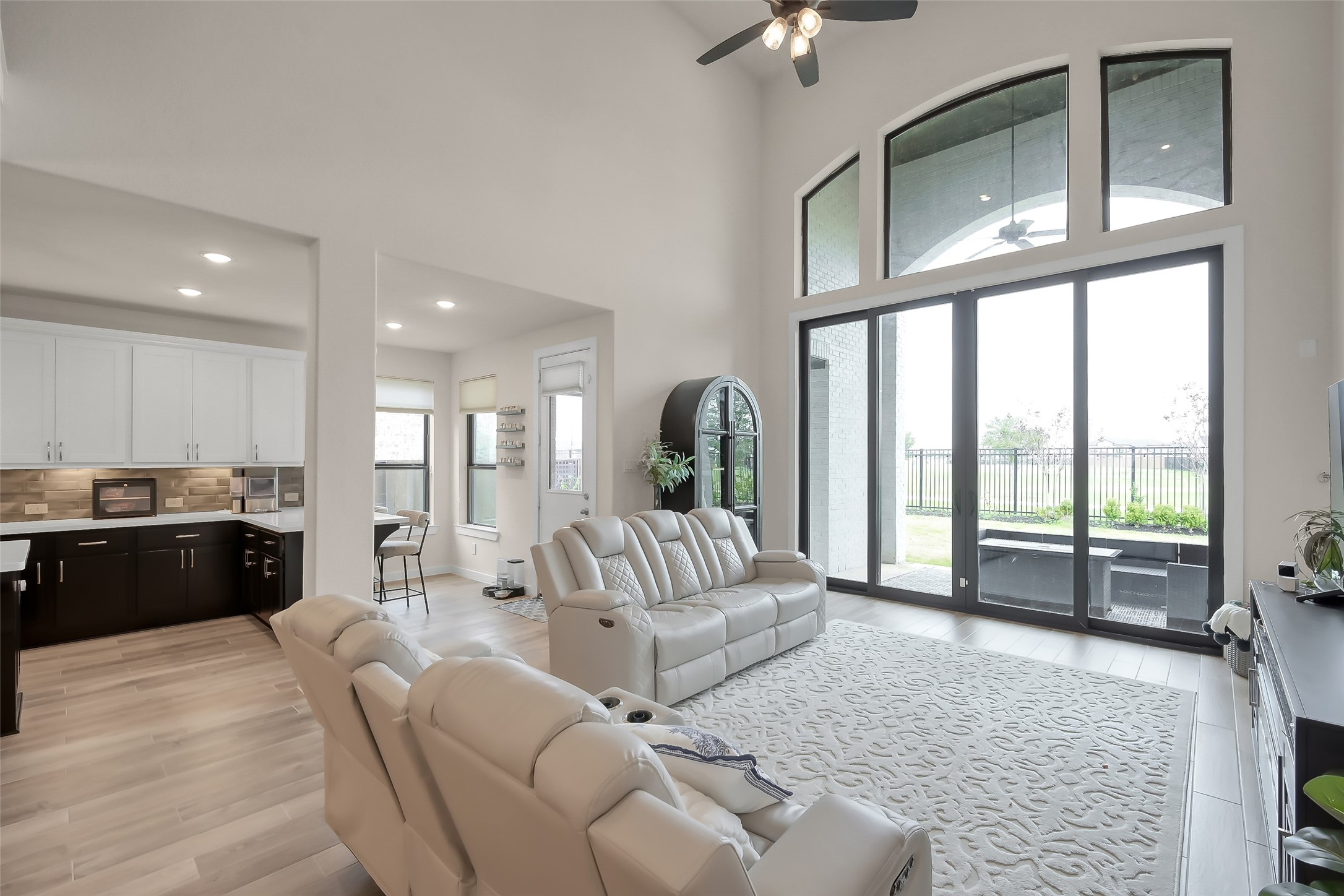 6718 Waxbill Road Property Photo 18