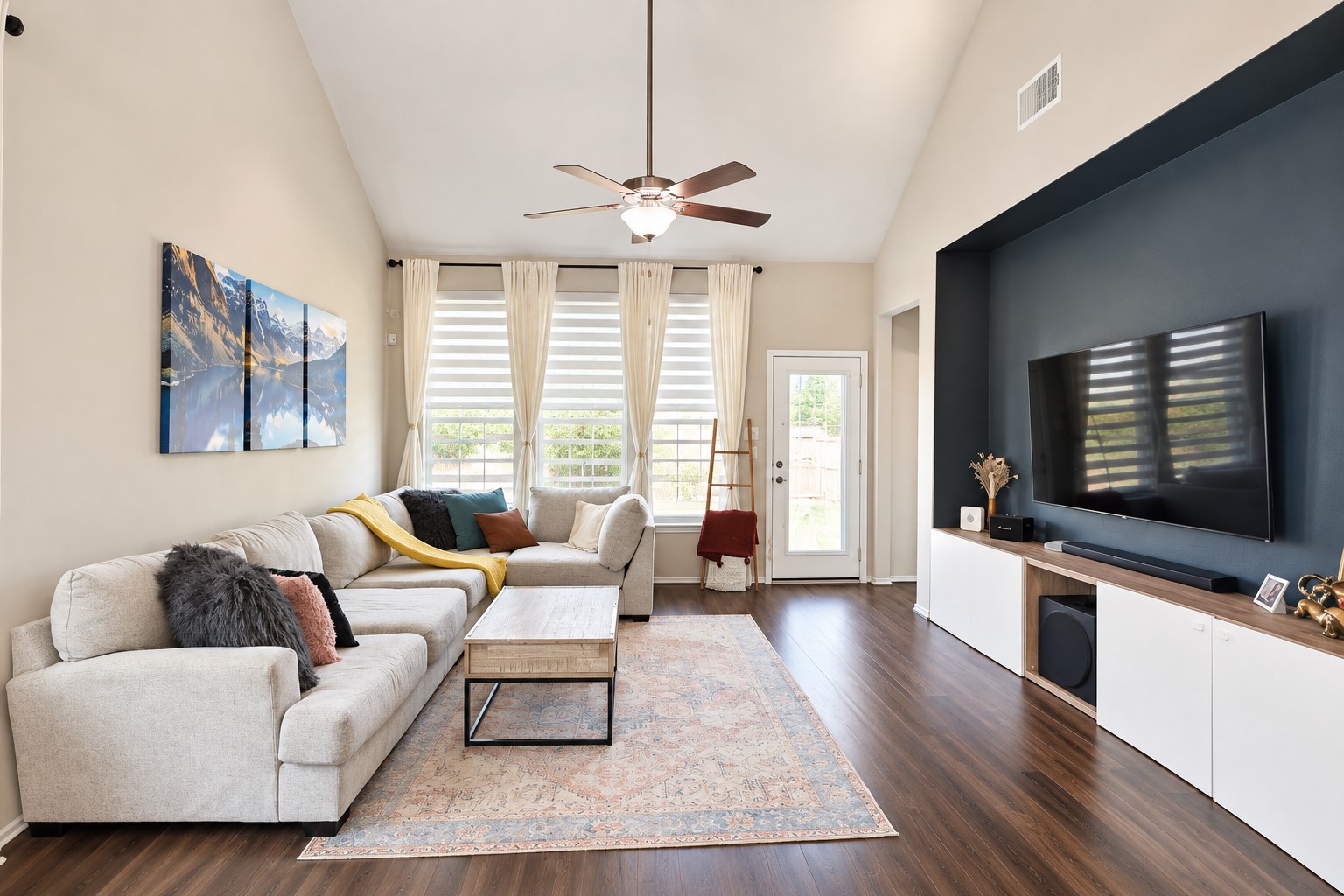 1806 Misty Field Drive Property Photo 4