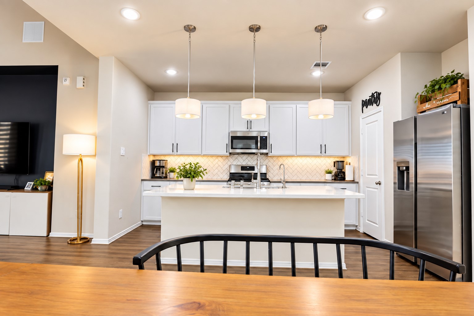 1806 Misty Field Drive Property Photo 8