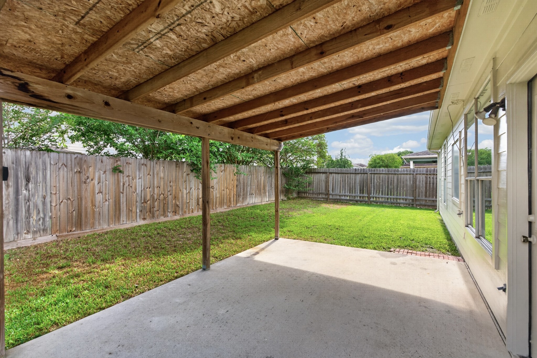 22014 Holly Branch Drive Property Photo 25