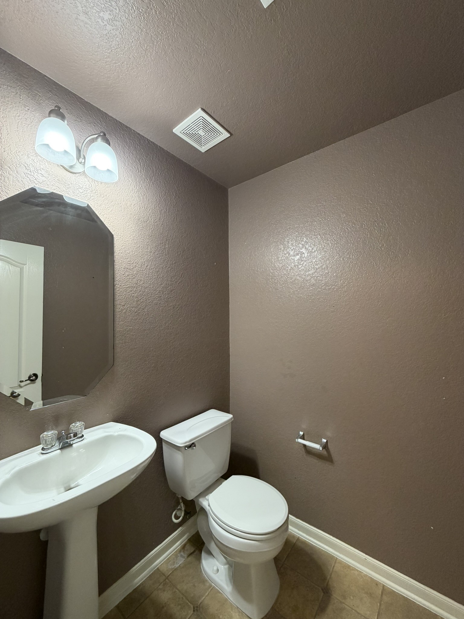13447 Blue Swallow Drive Property Photo 9