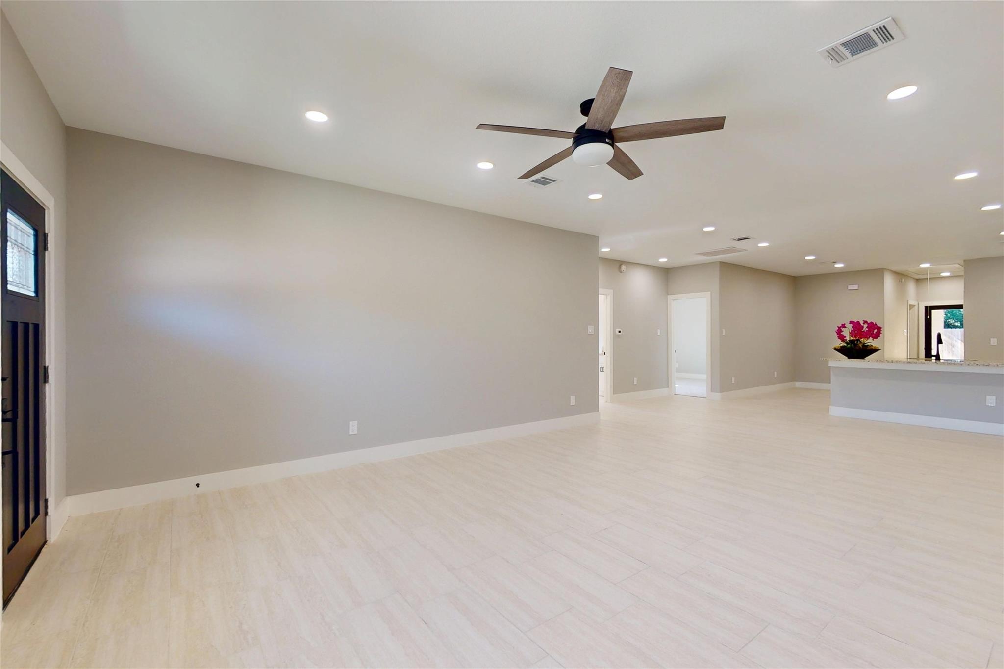 8709 Wheatley Street, Houston Tx 77088 Property Photo 12