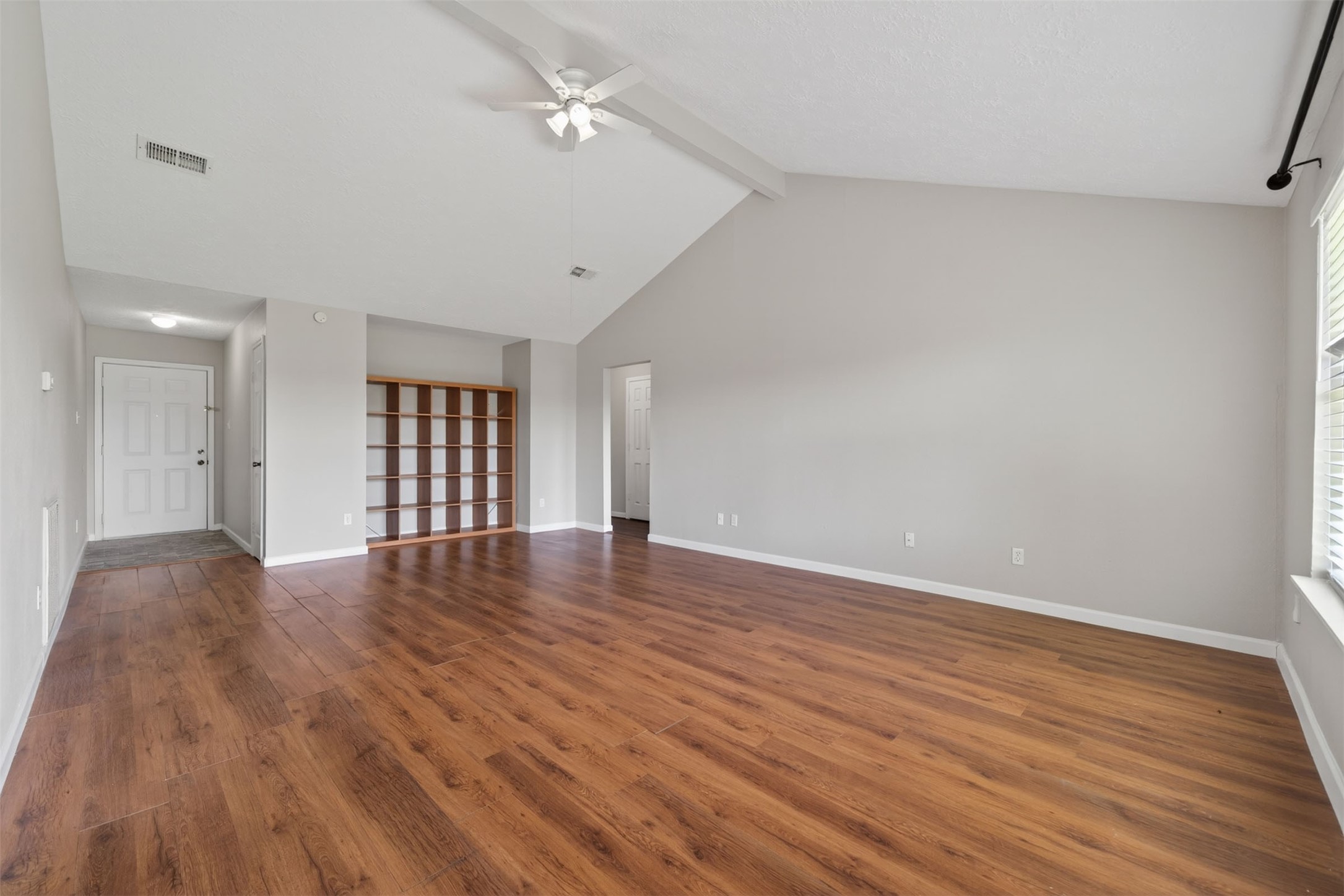 9906 Rocky Hollow Road Property Photo 2