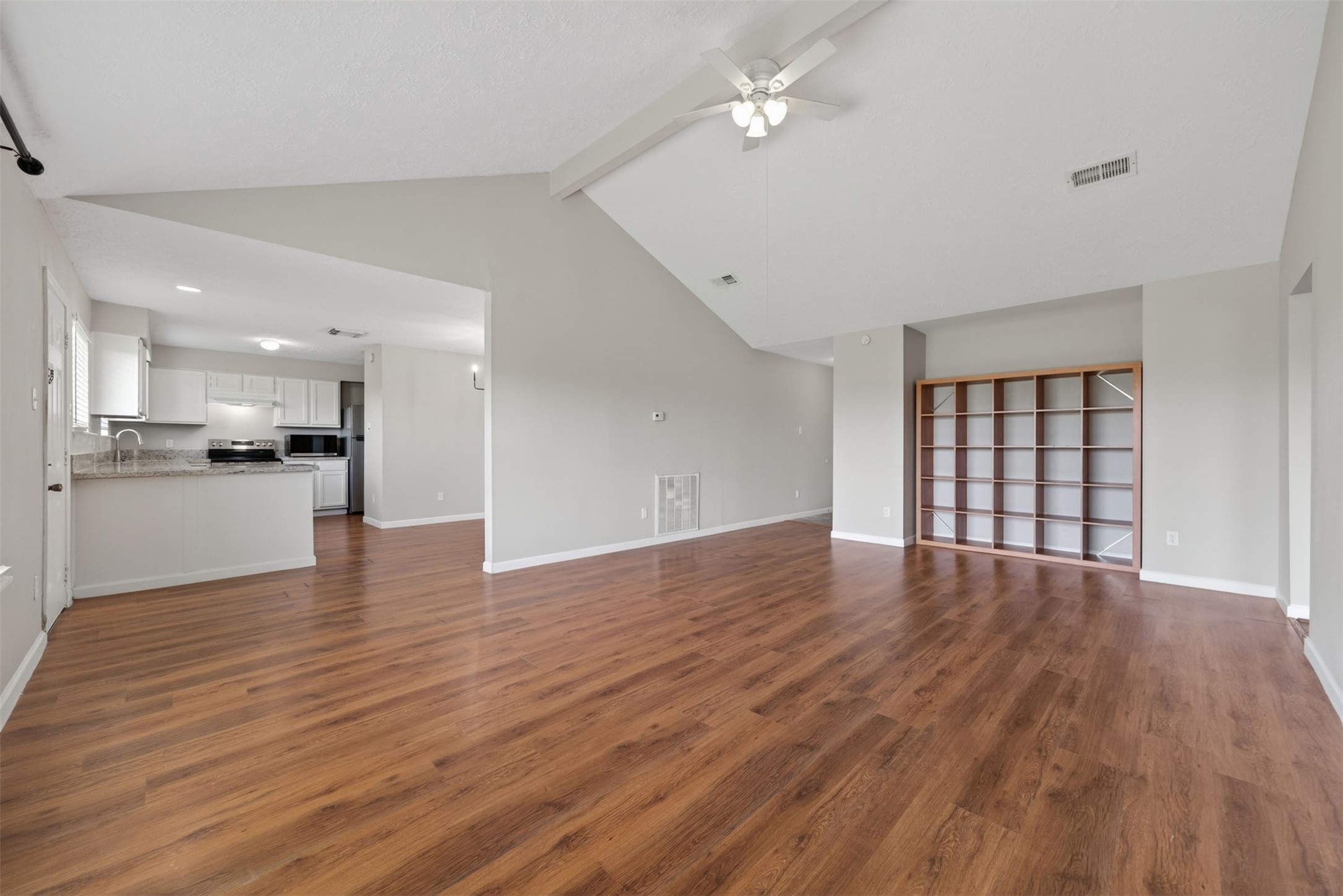 9906 Rocky Hollow Road Property Photo 3