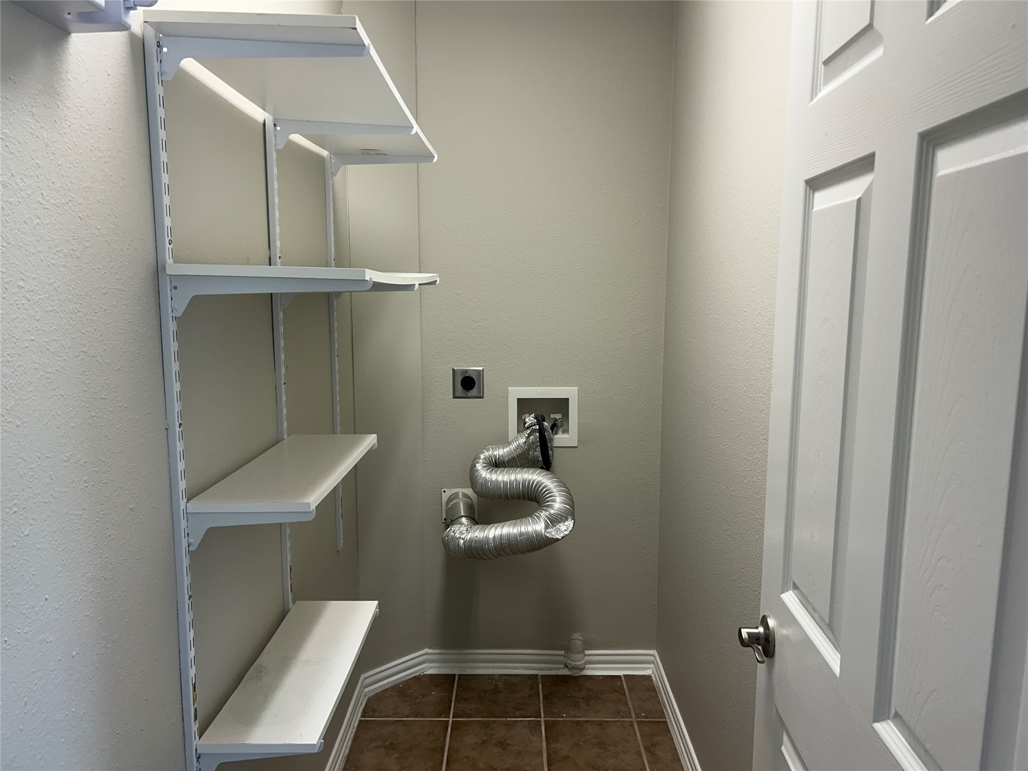 22813 Buena Street Property Photo 14