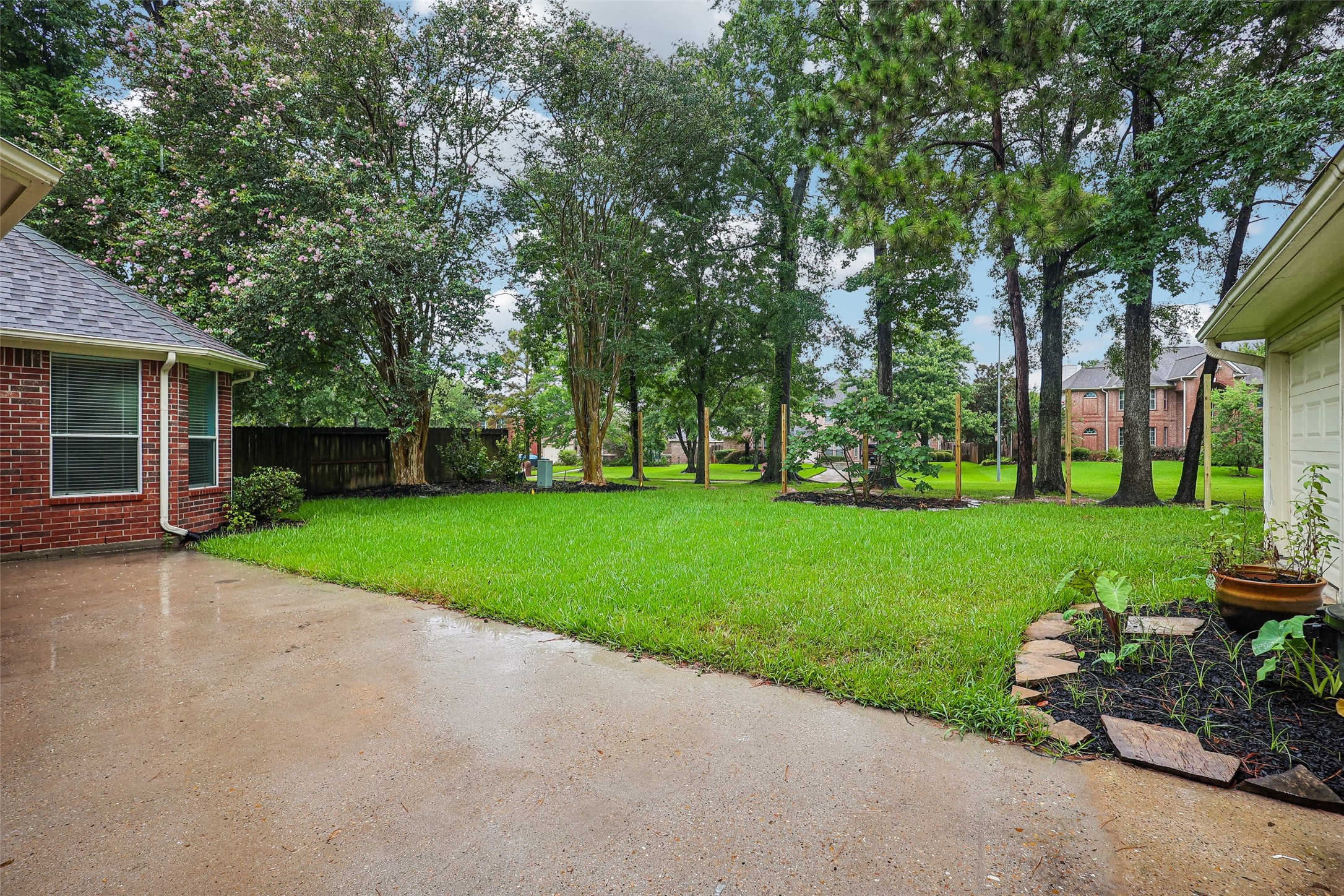 14326 Chartley Falls Drive Property Photo 44