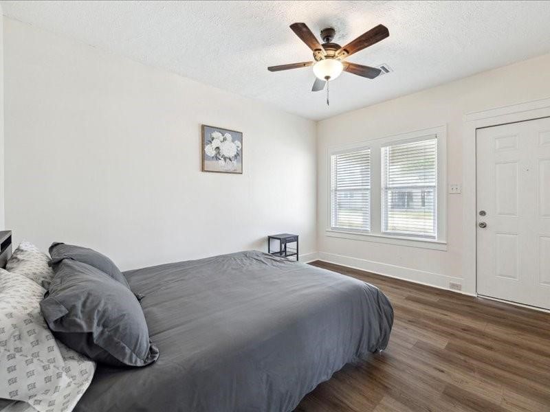 1801 Hussion Street Property Photo 11