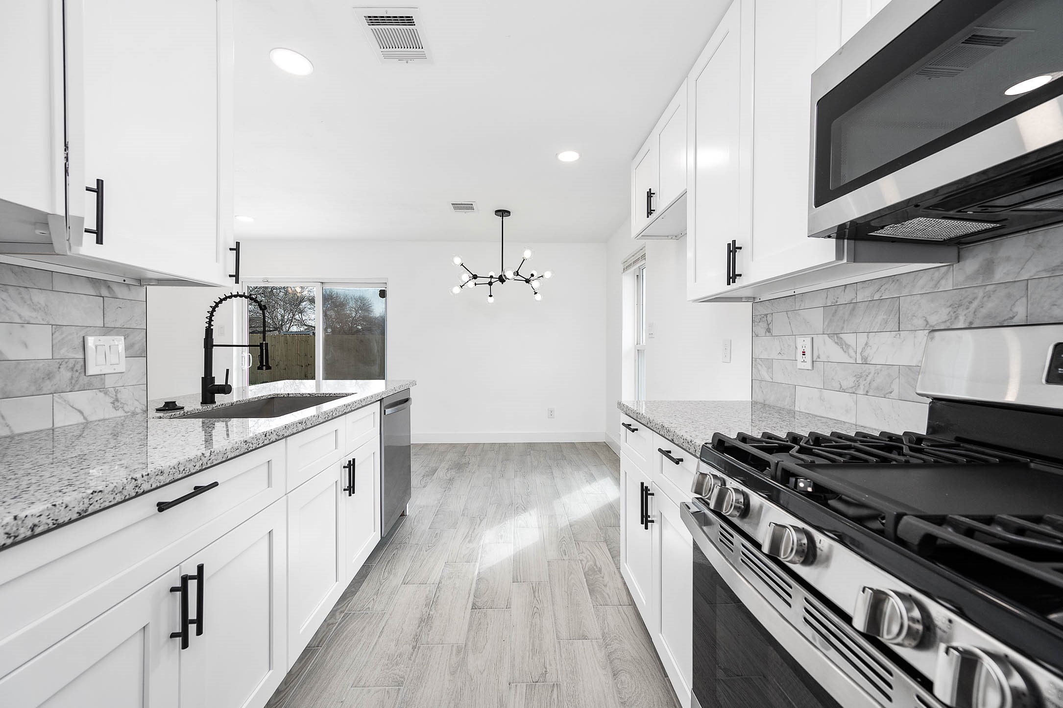 12047 Corona Lane Property Photo