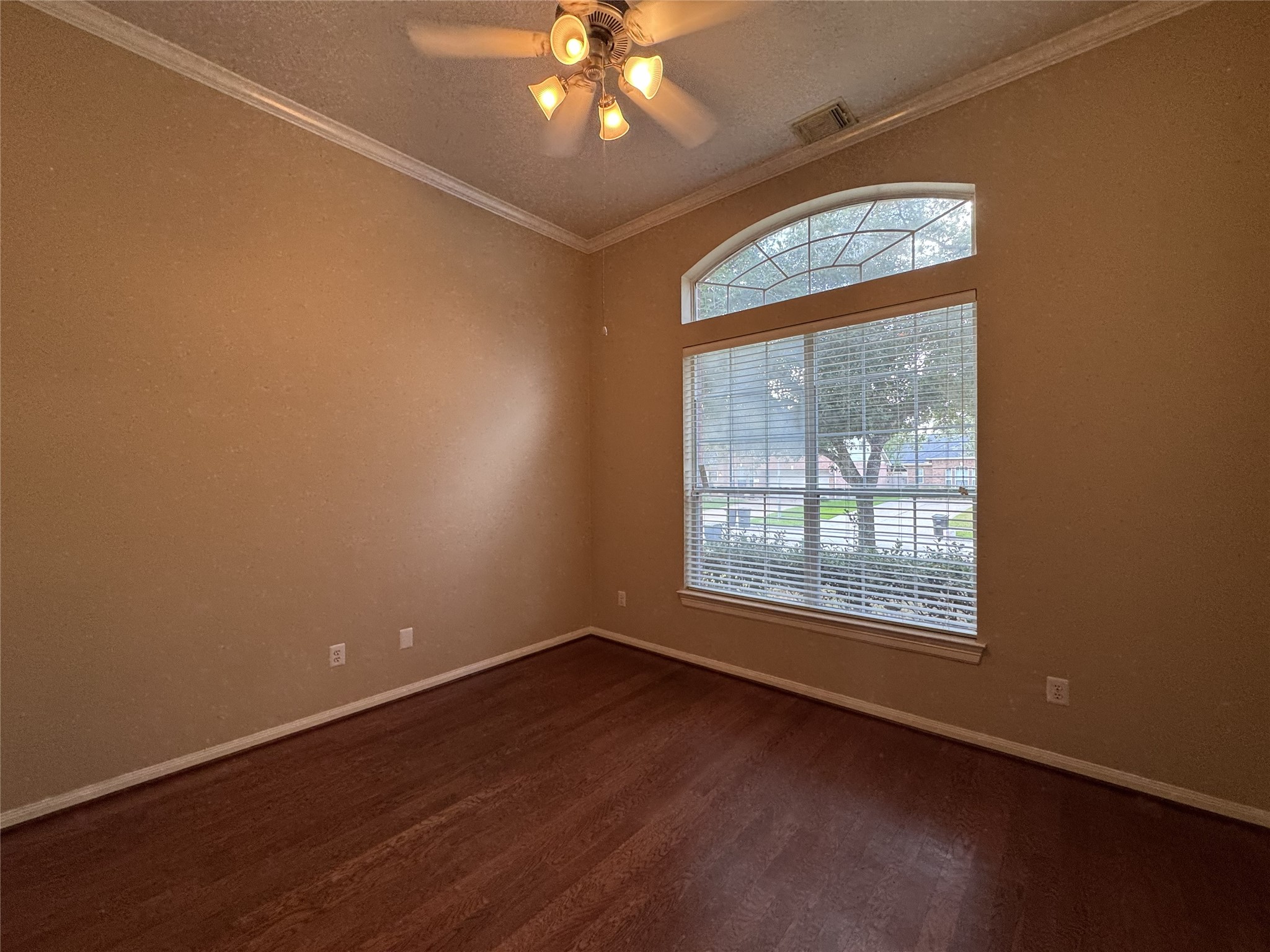 12111 Fall River Pass Lane Property Photo 6