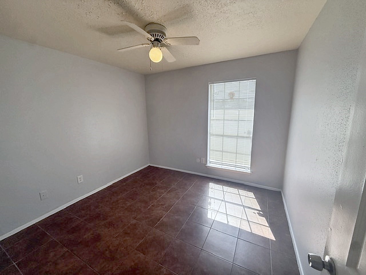 2231 Spring Dusk Lane Property Photo 12