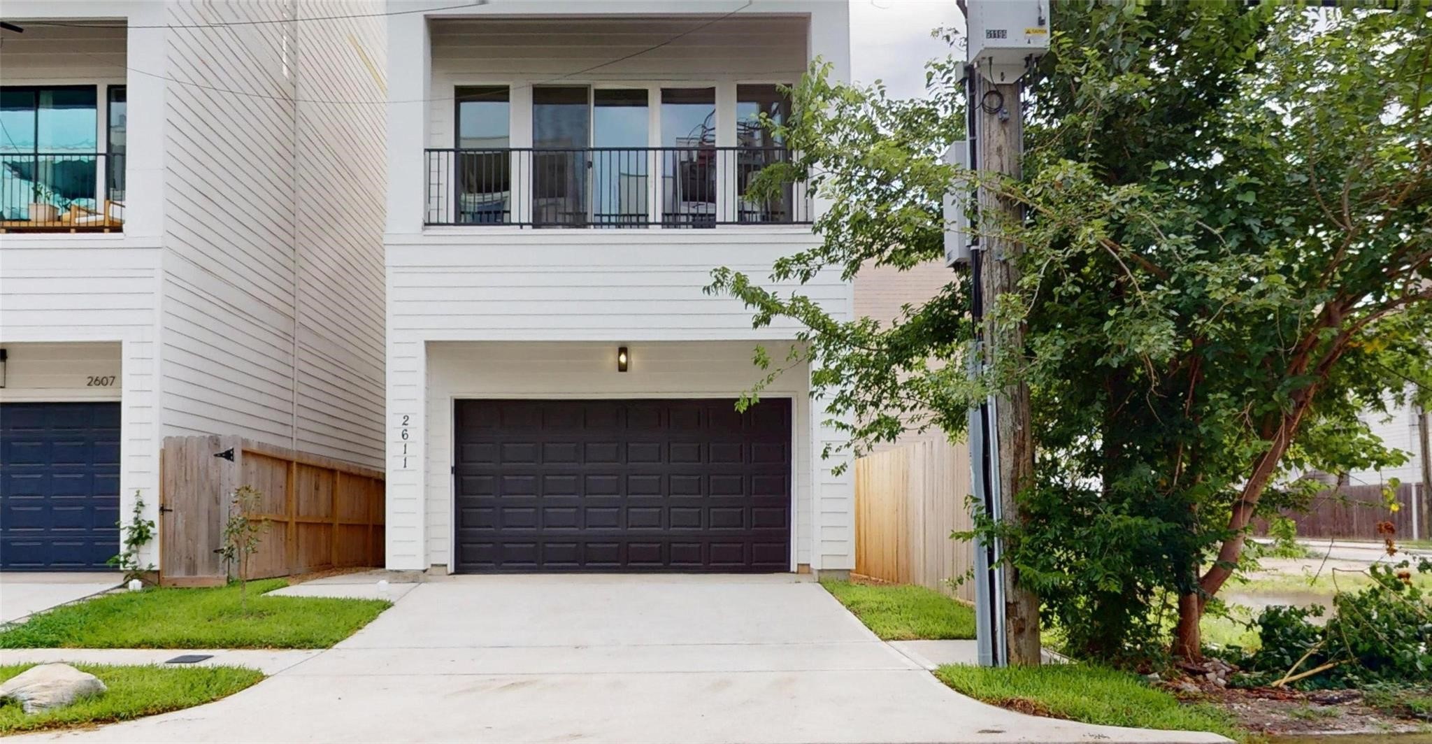 2611 Sherwin Street Property Photo